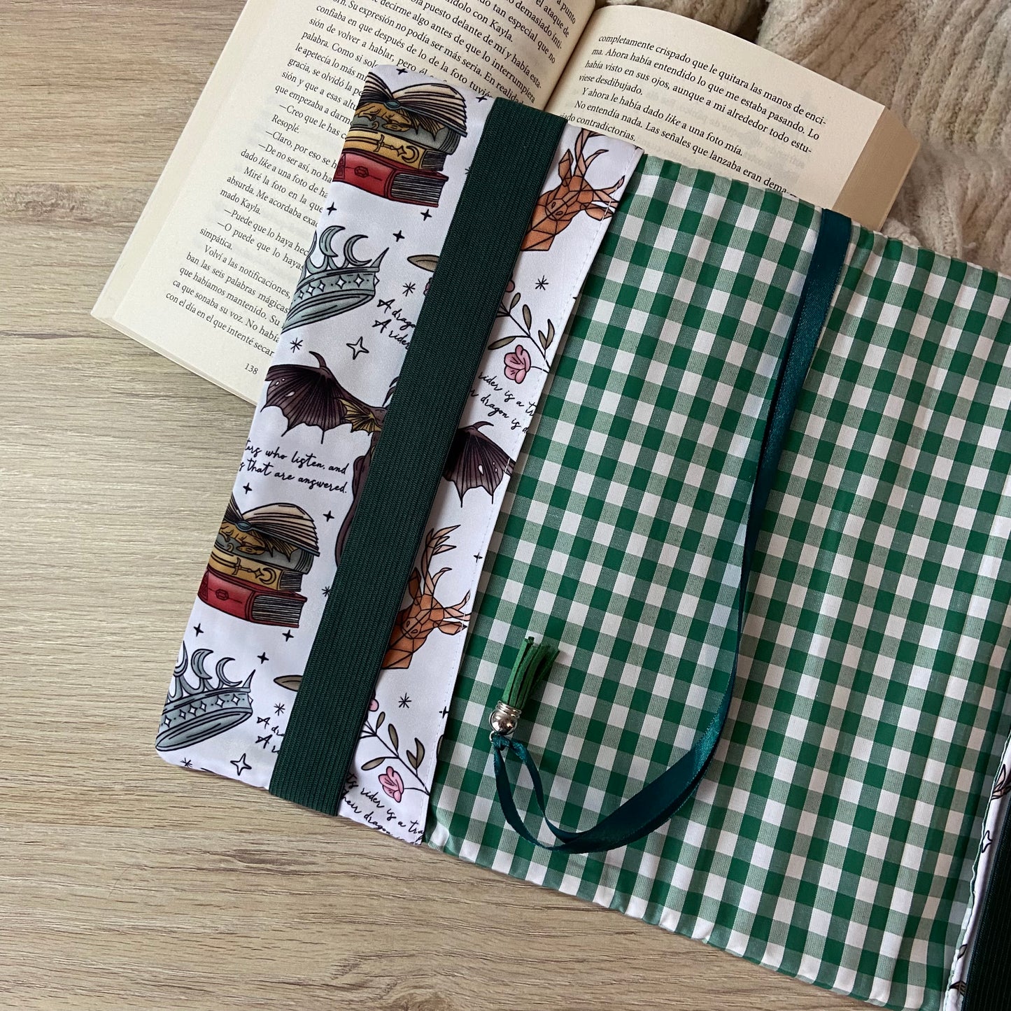 Funda ajustable Fourth wing + Velaris