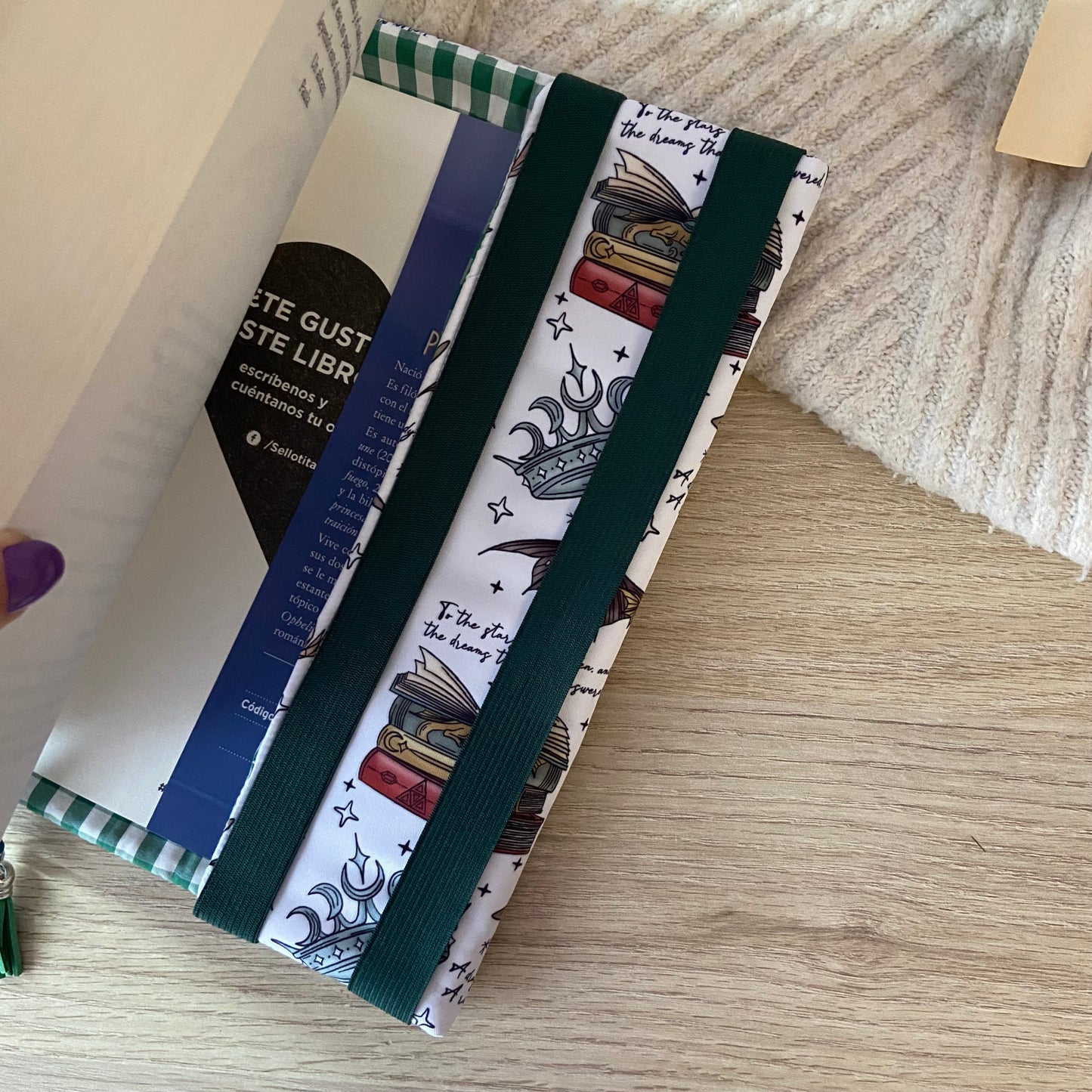 Funda ajustable Fourth wing + Velaris