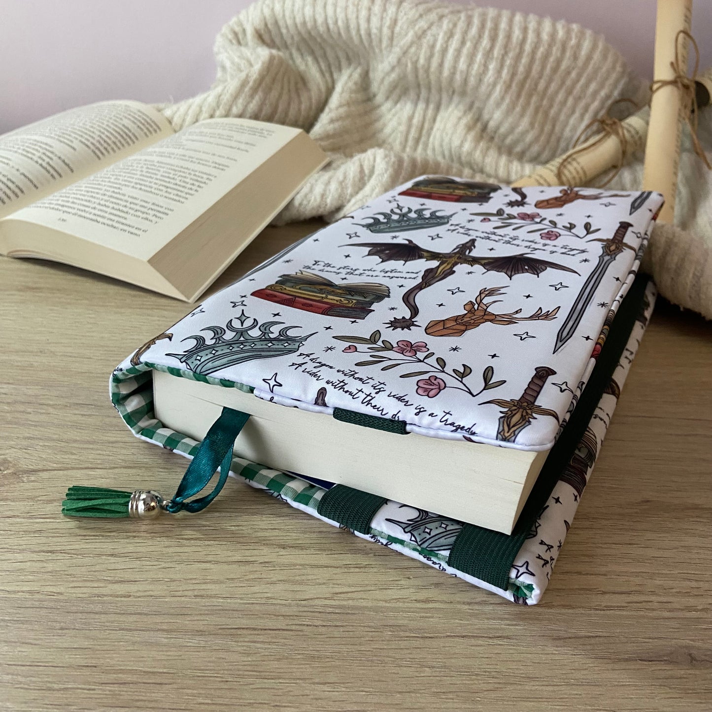 Funda ajustable Fourth wing + Velaris