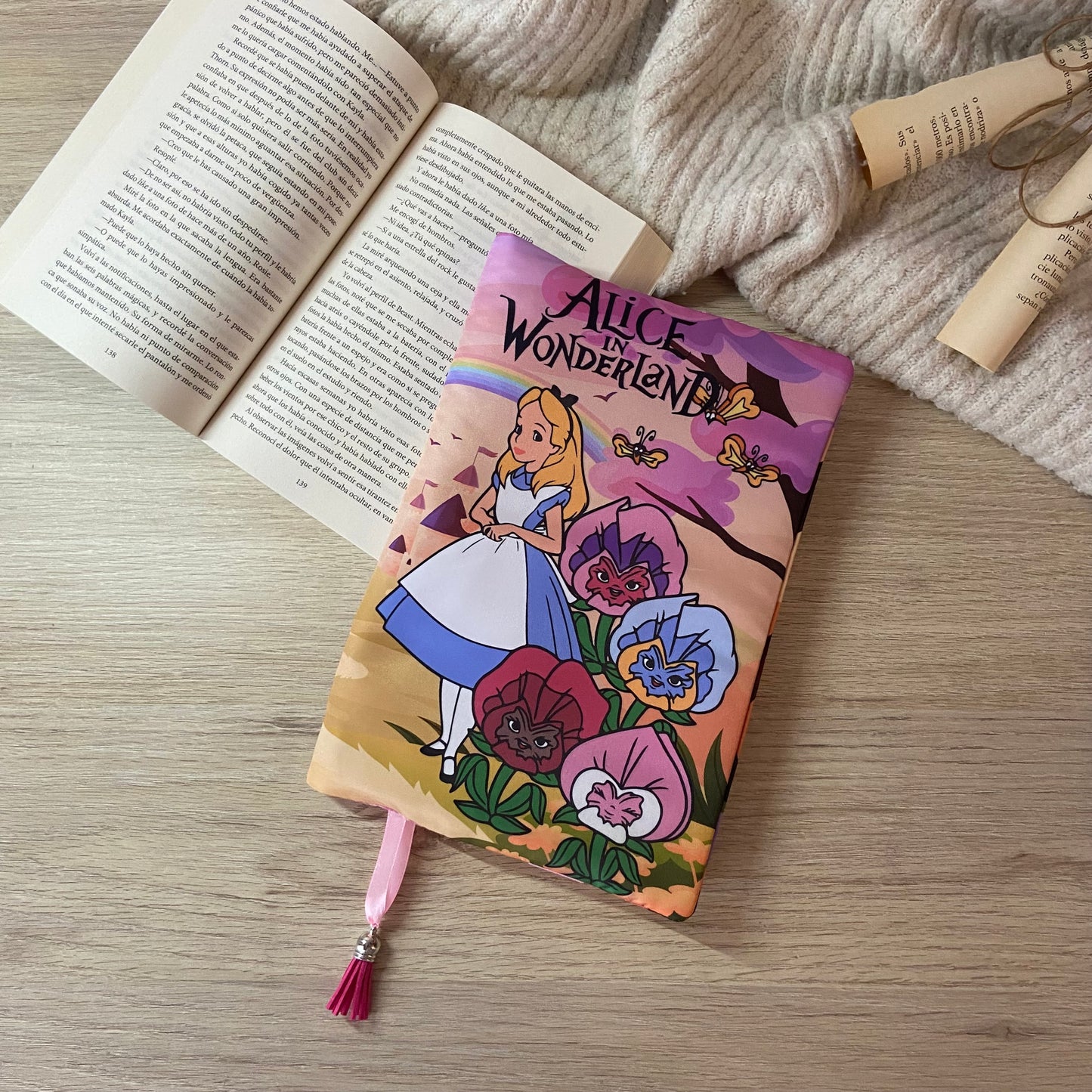 Funda ajustable Alicia en el país de las maravillas