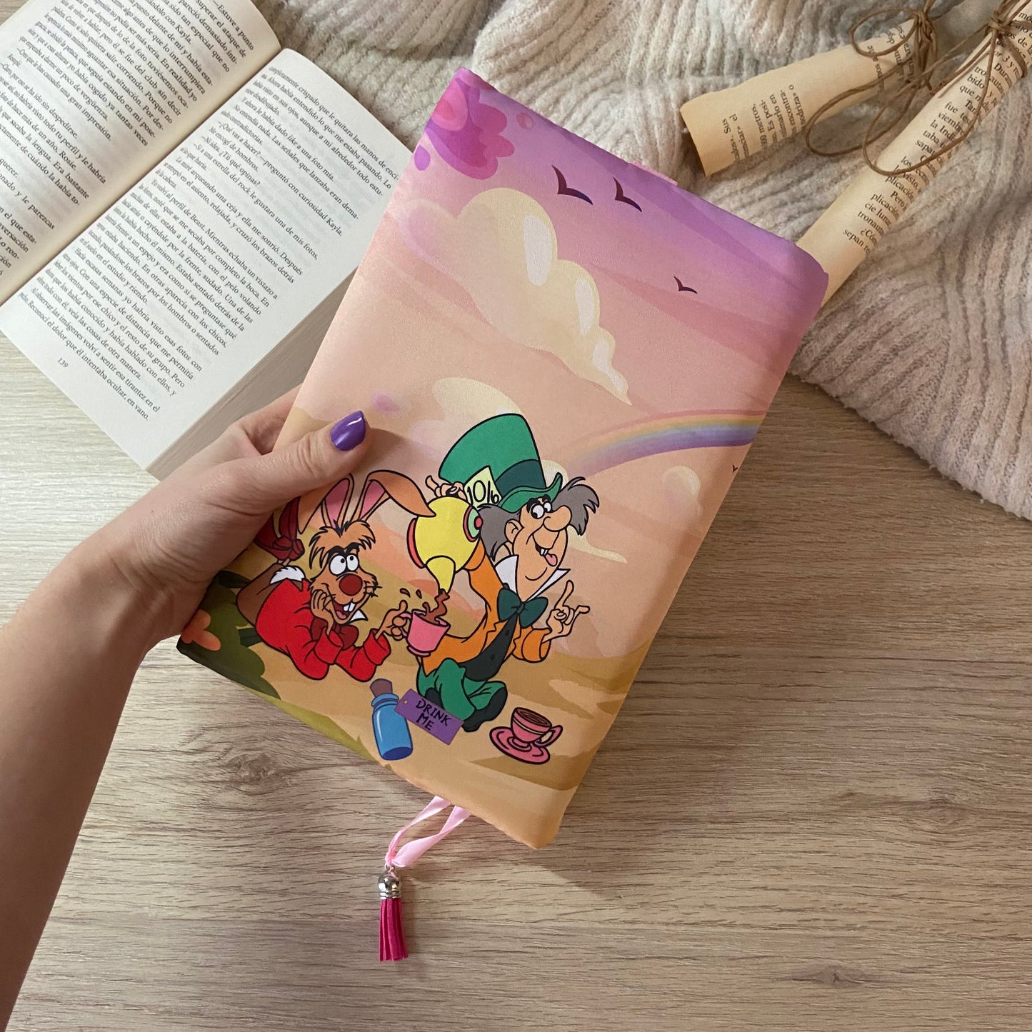 Funda ajustable Alicia en el país de las maravillas