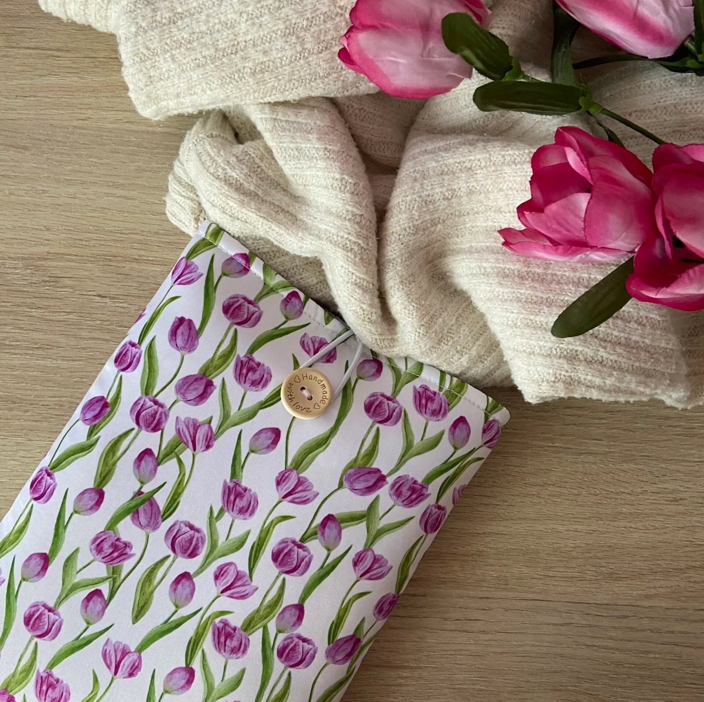 Funda literaria los tulipanes