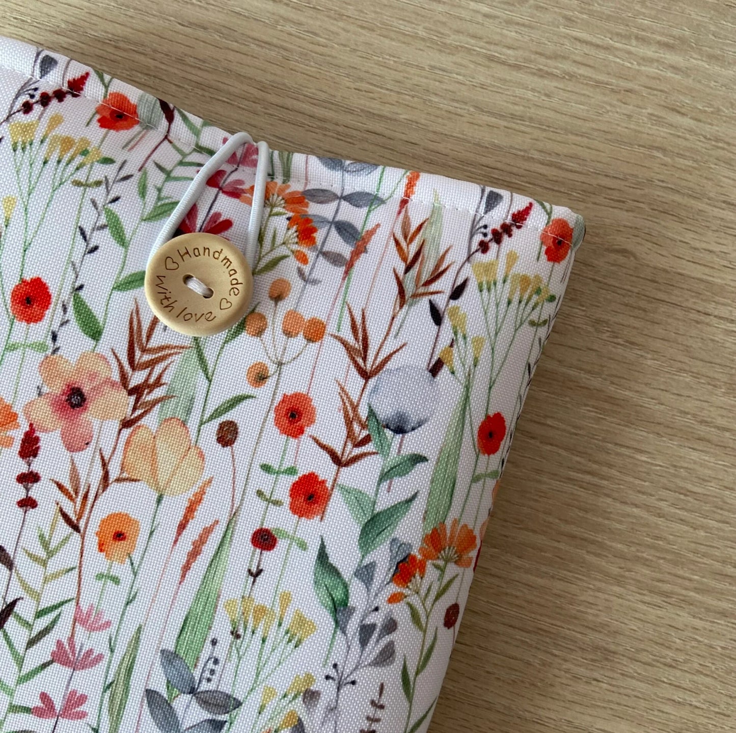 Funda literaria ramas de flores impermeable