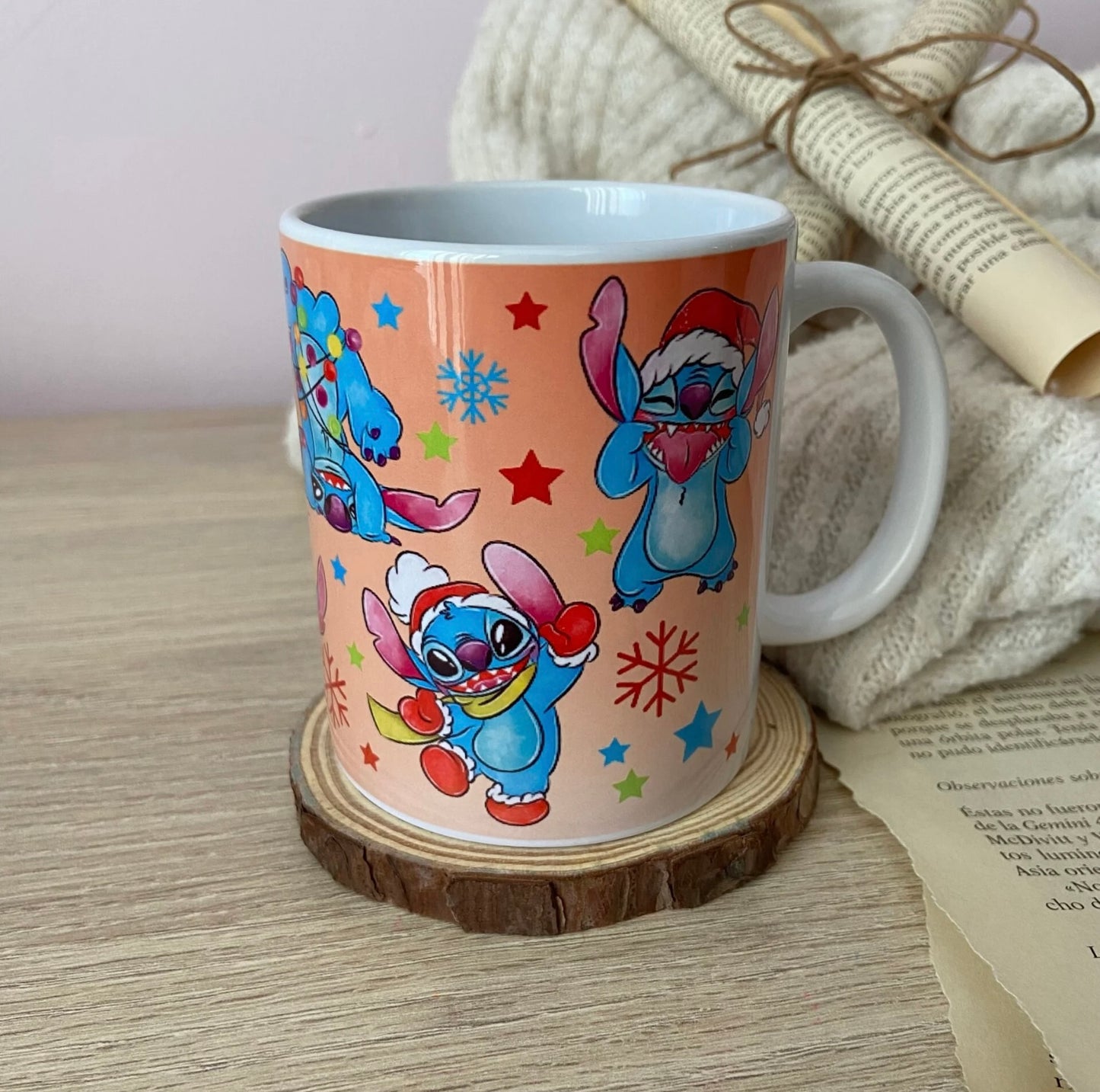 Taza Stitch navideño