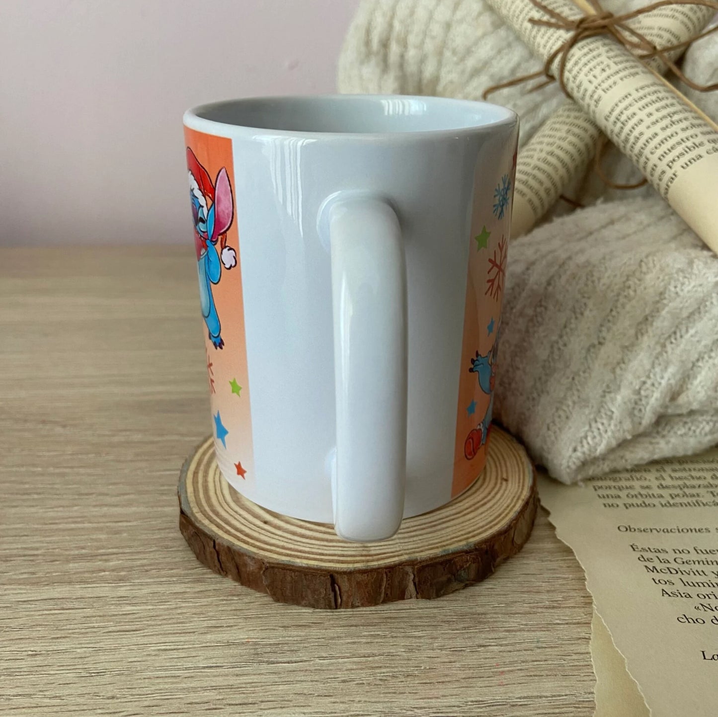 Taza Stitch navideño