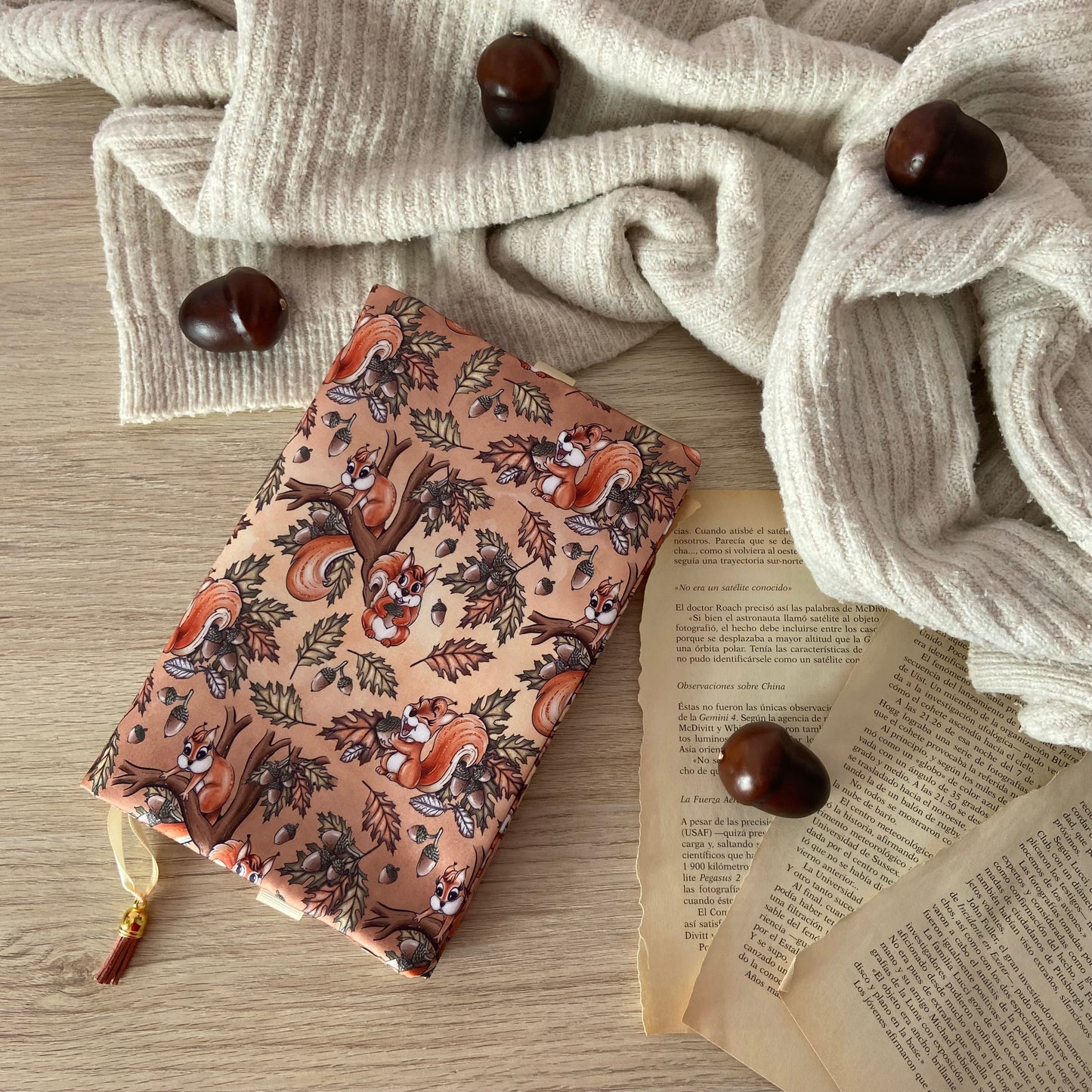 Funda ajustable ardillitas