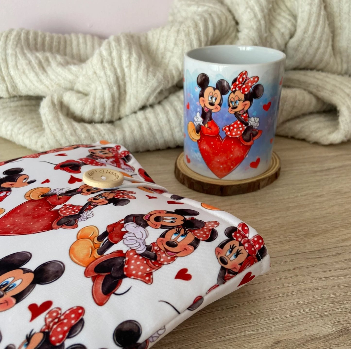 Taza Minnie y Mickey enamorados