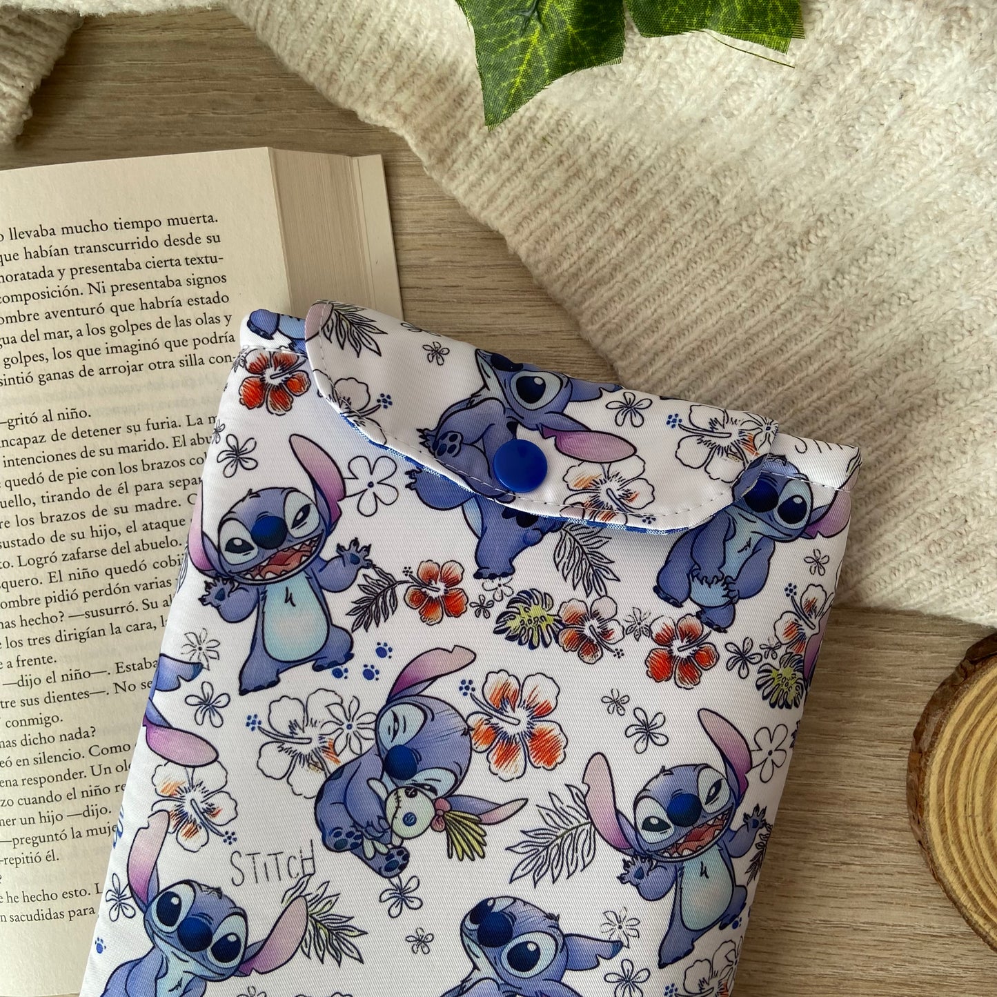 Funda kindle/kobo libra colour Stitch aloha