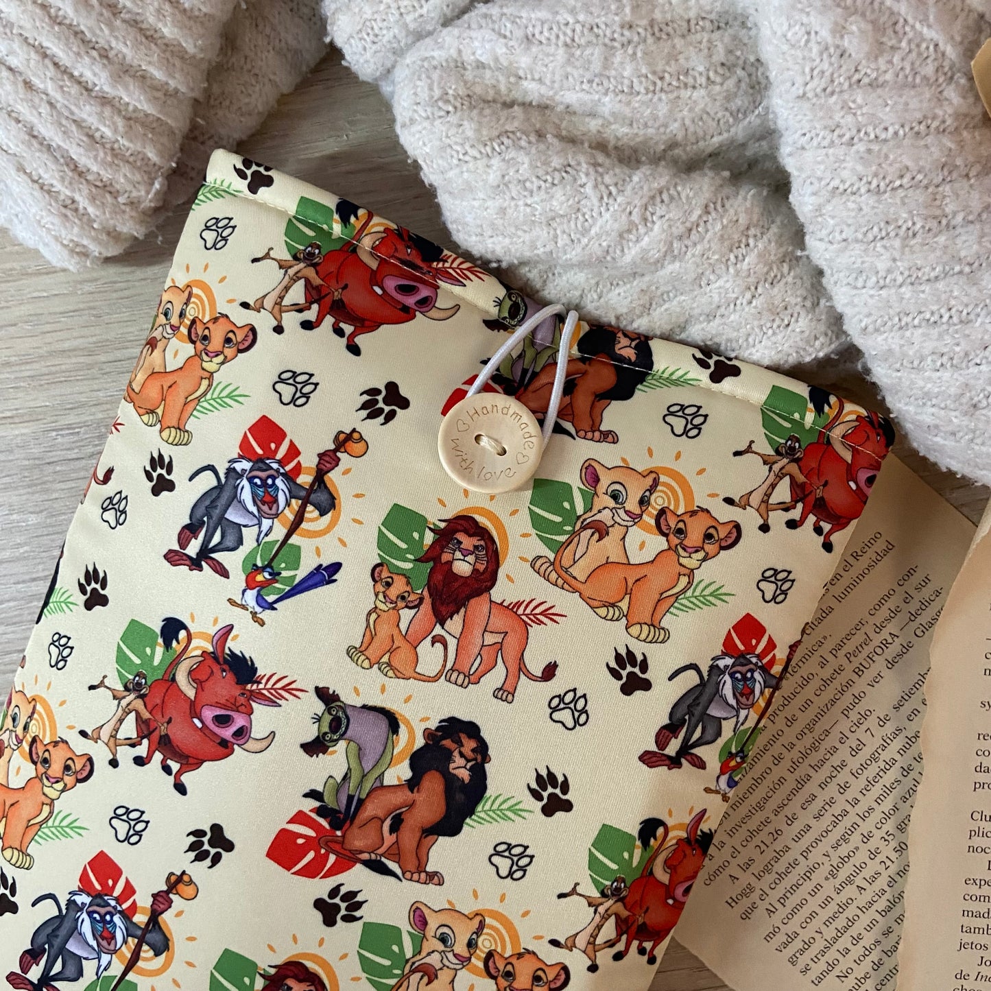 Funda literaria Hakuna matata