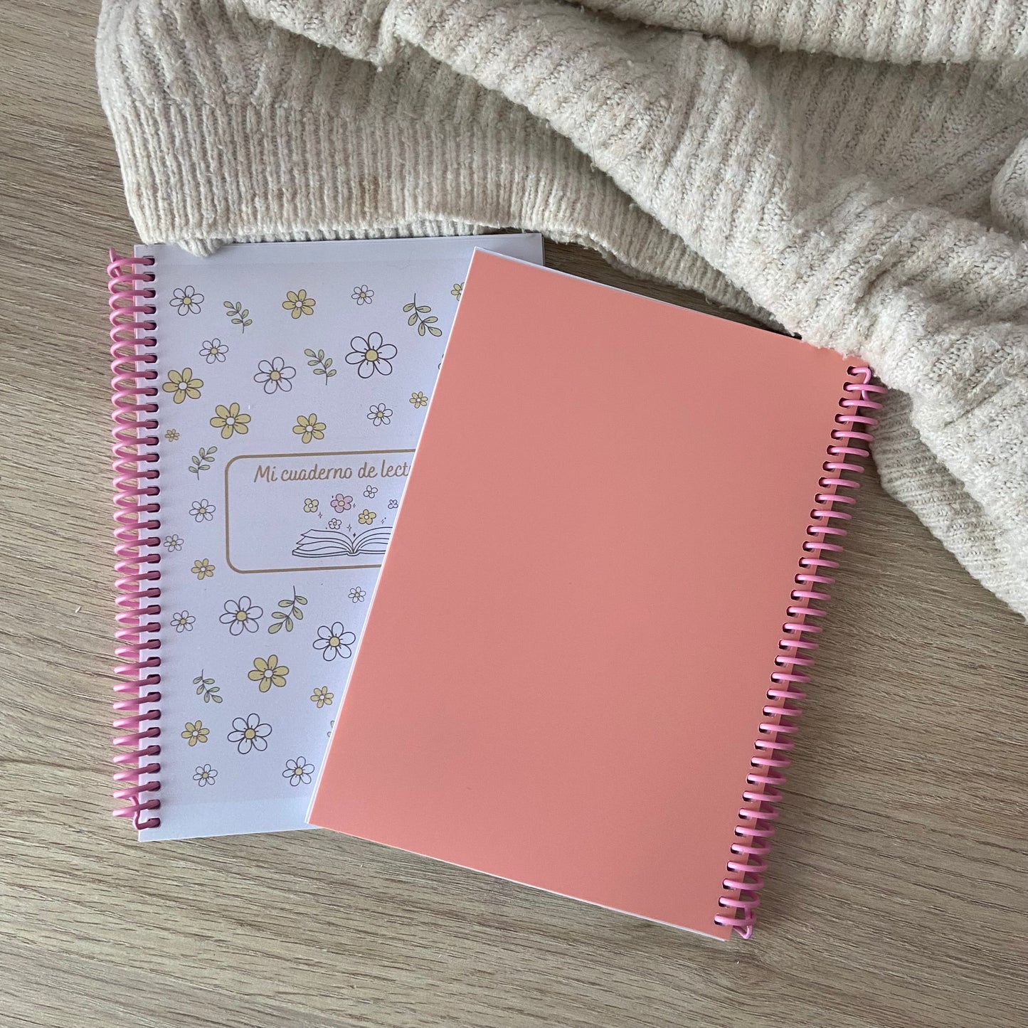 Cuaderno de lecturas + 20 stickers de tus portadas favoritas