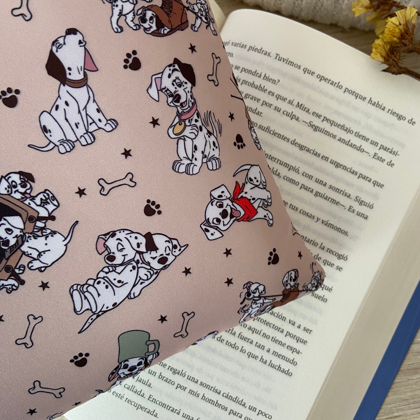 Funda literaria Dálmatas
