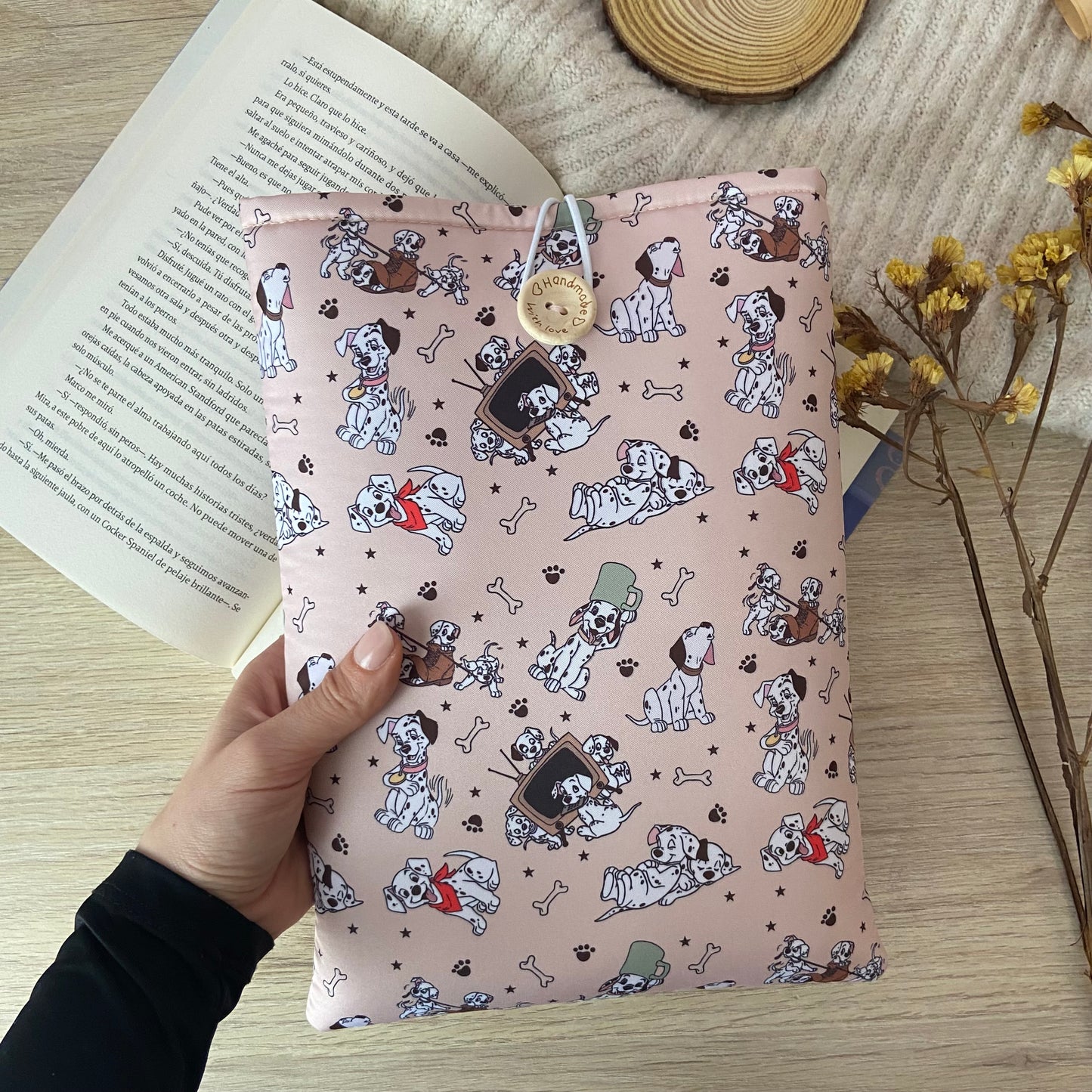 Funda literaria Dálmatas