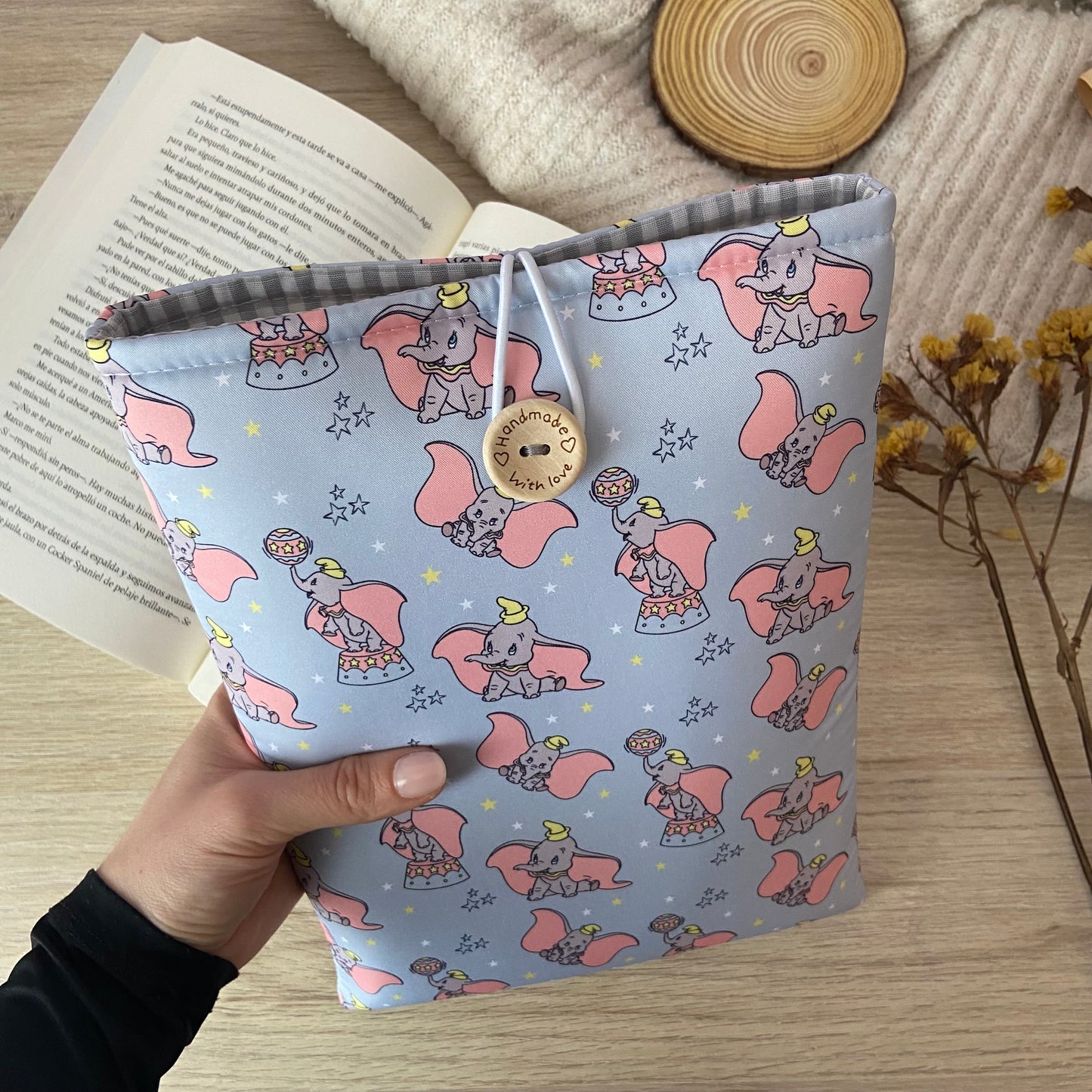 Funda literaria Dumbo