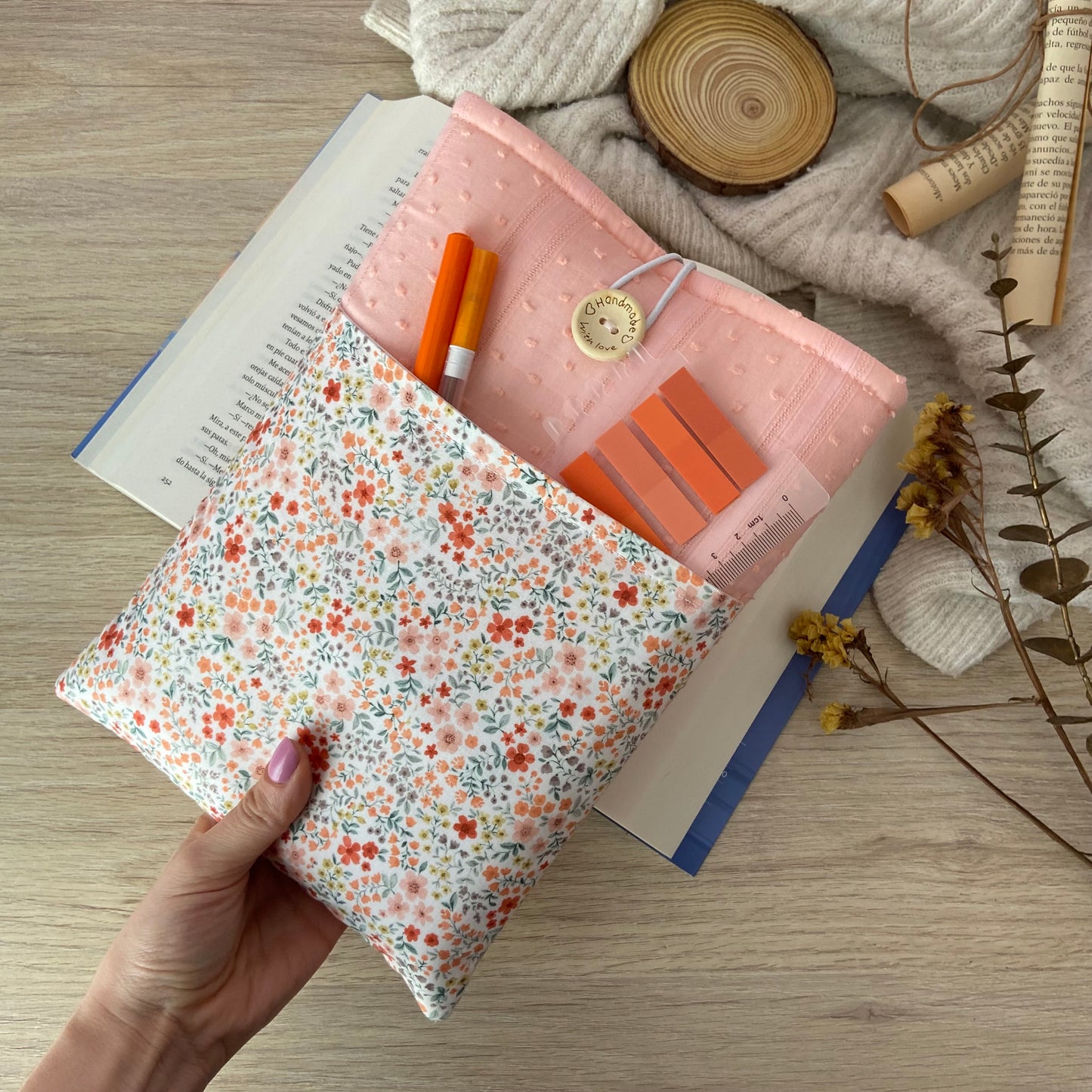 Funda literaria Magnolia con bolsillo