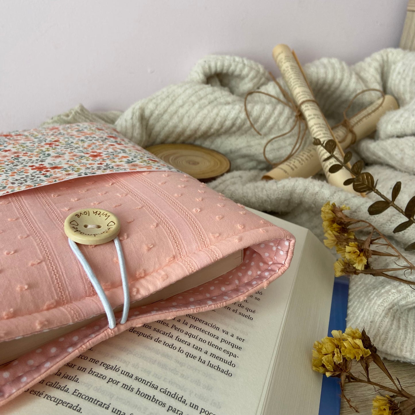 Funda literaria Magnolia con bolsillo