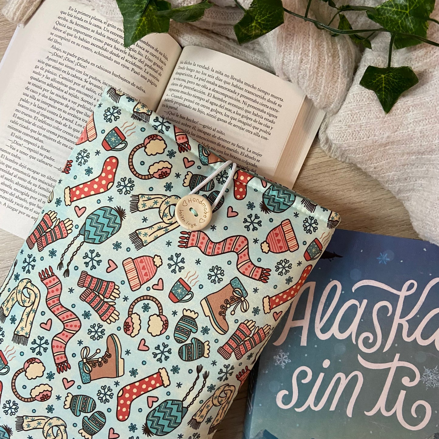 Funda literaria winter favs