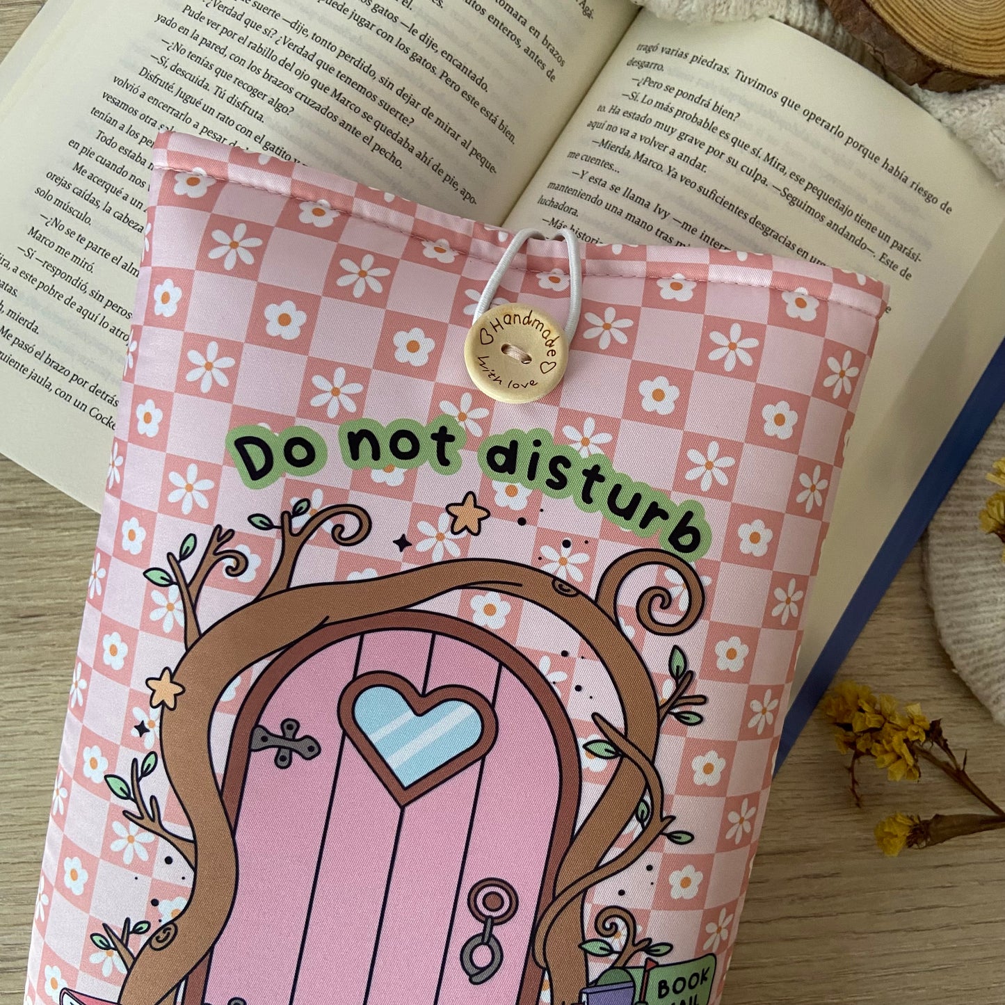 Funda literaria Do not disturb, I am booked!