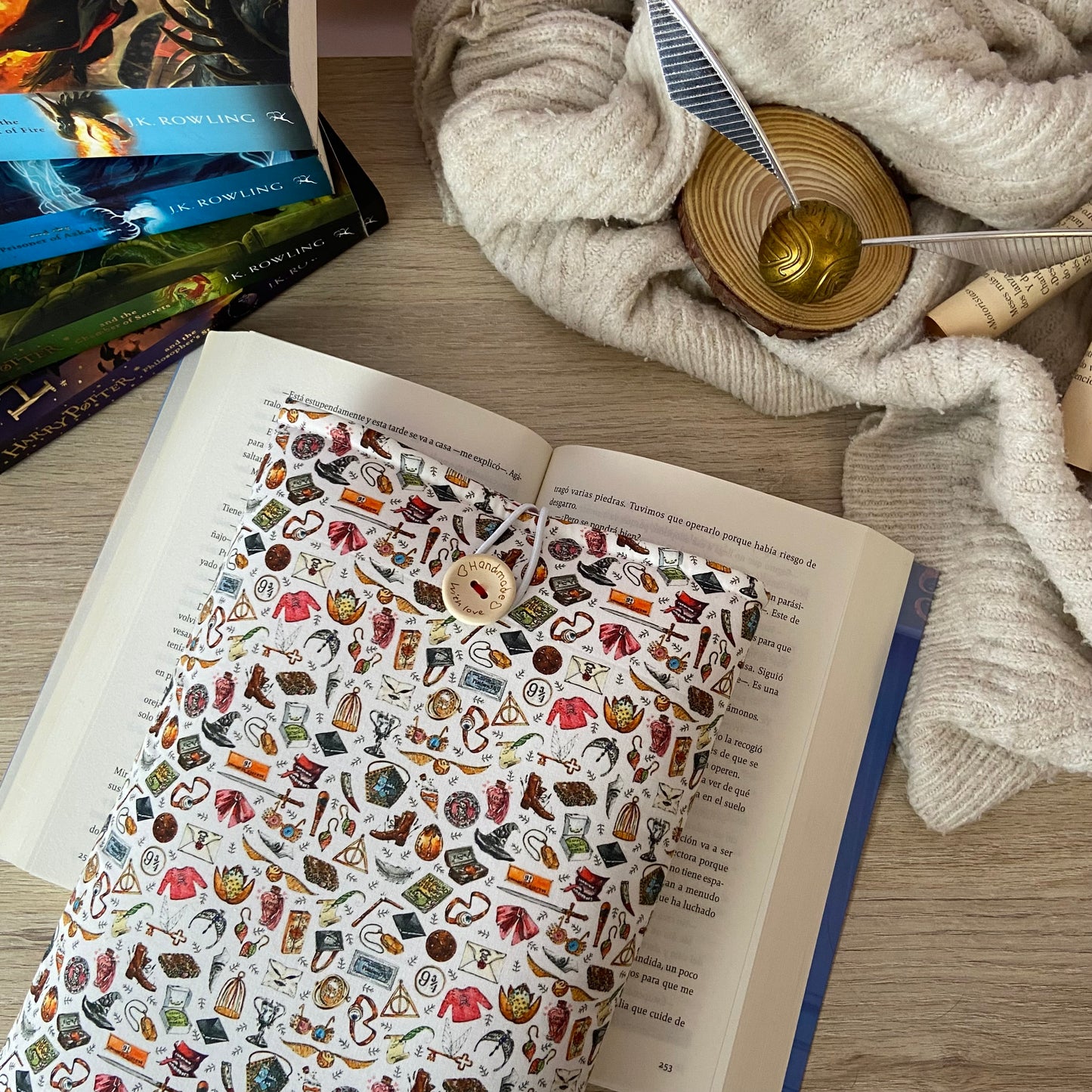 Funda literaria objetos Harry Potter