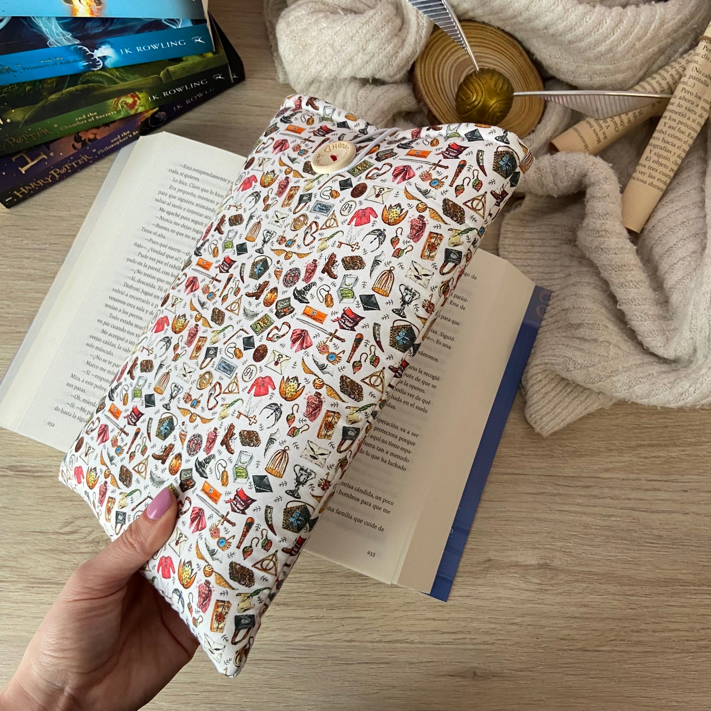 Funda literaria objetos Harry Potter
