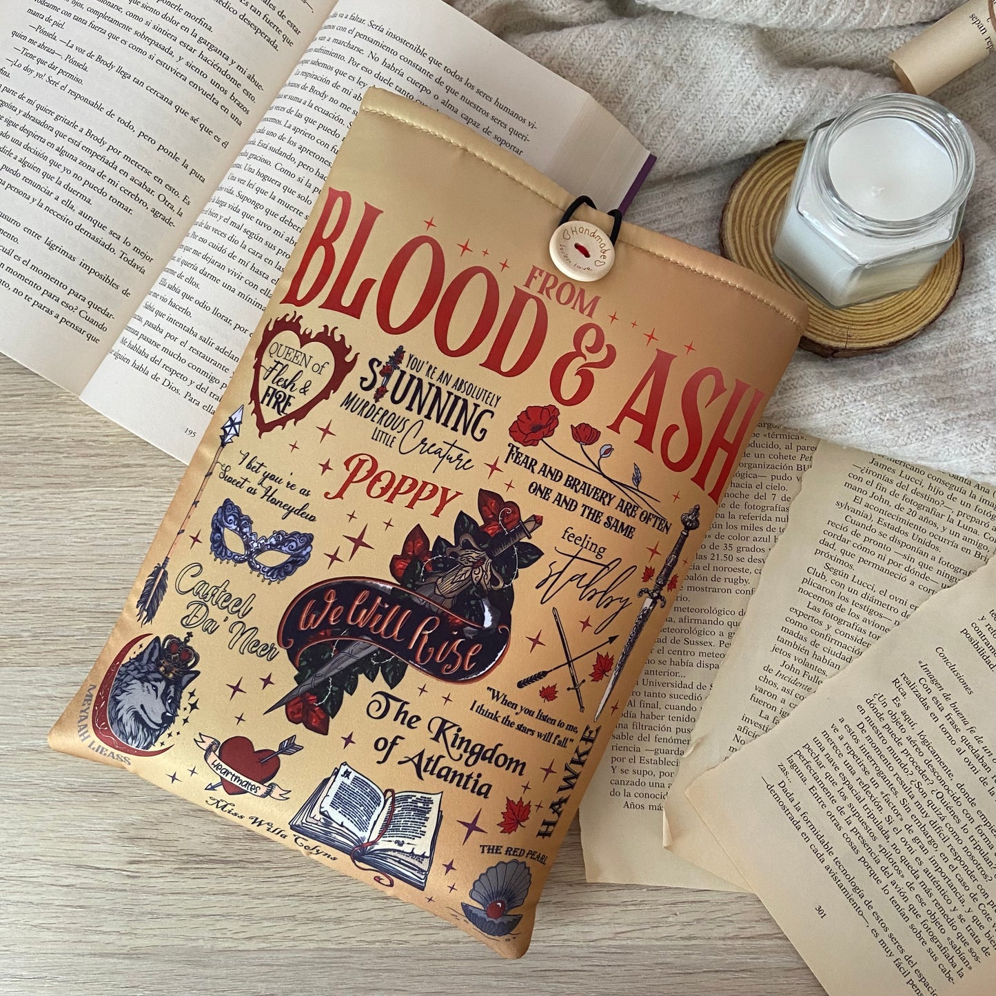 Funda literaria From blood and Ash/De sangre y cenizas
