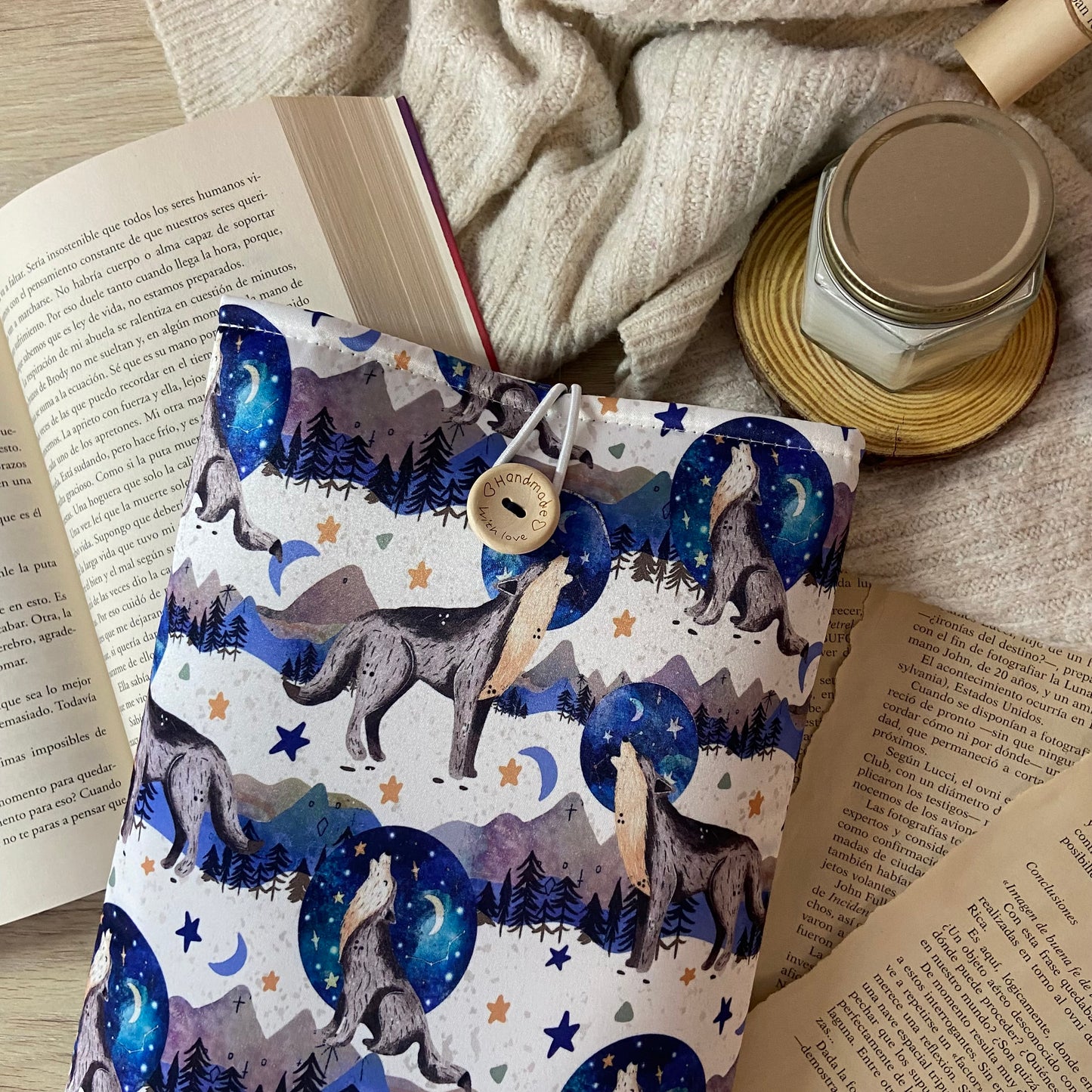 Funda literaria lobos