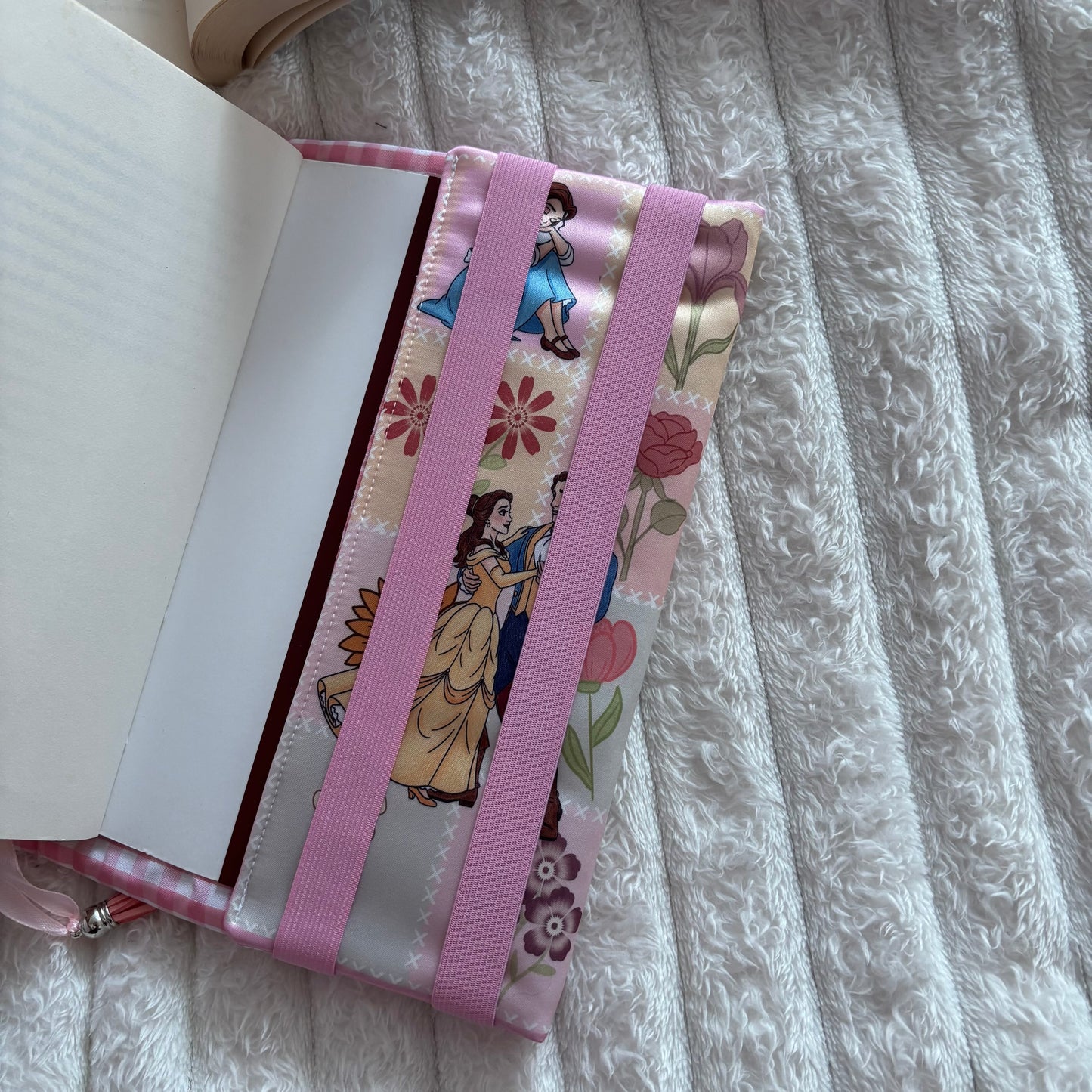 Funda ajustable Bella en primavera