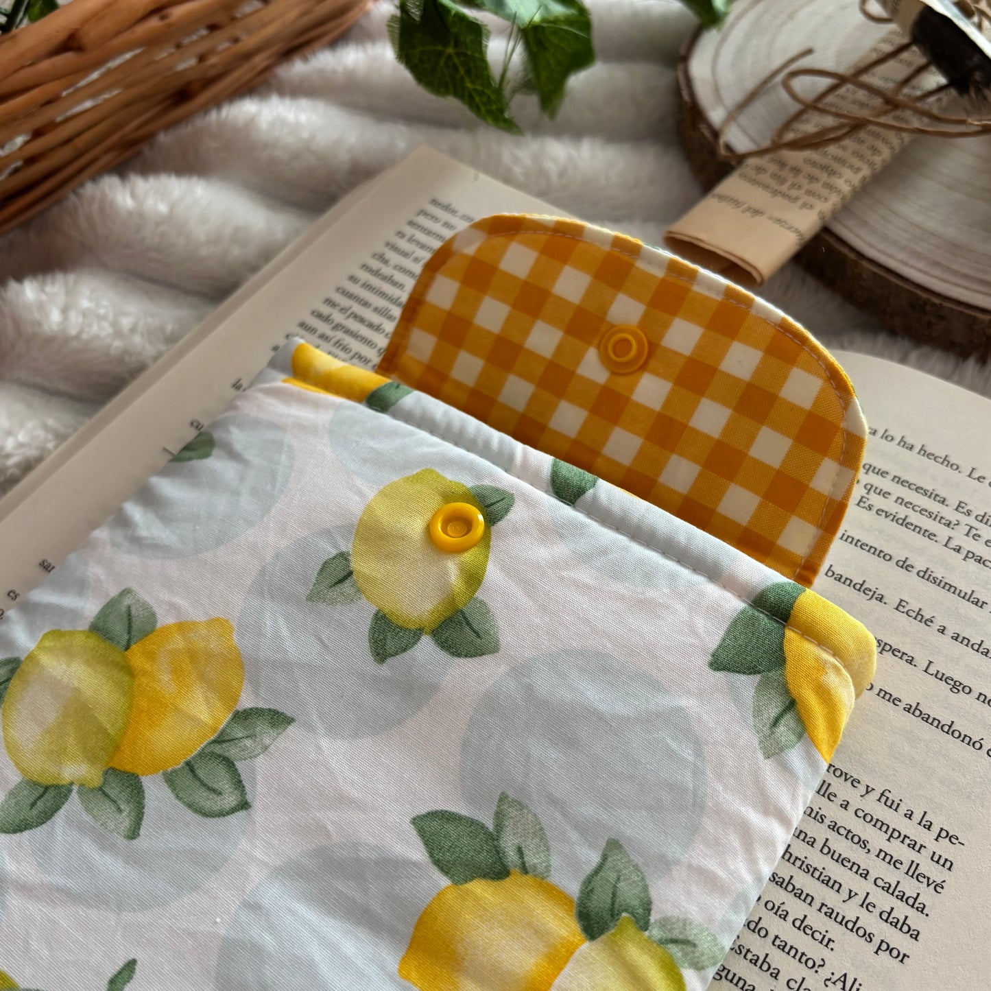 Funda para ebook limones