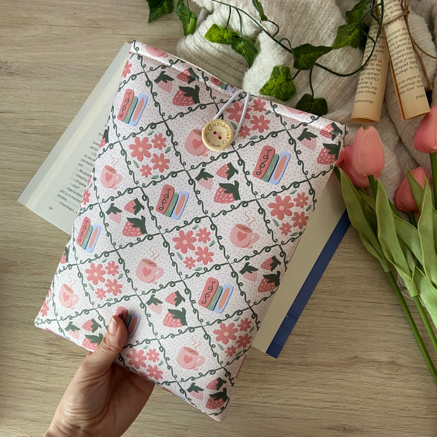 Funda literaria lectura en primavera