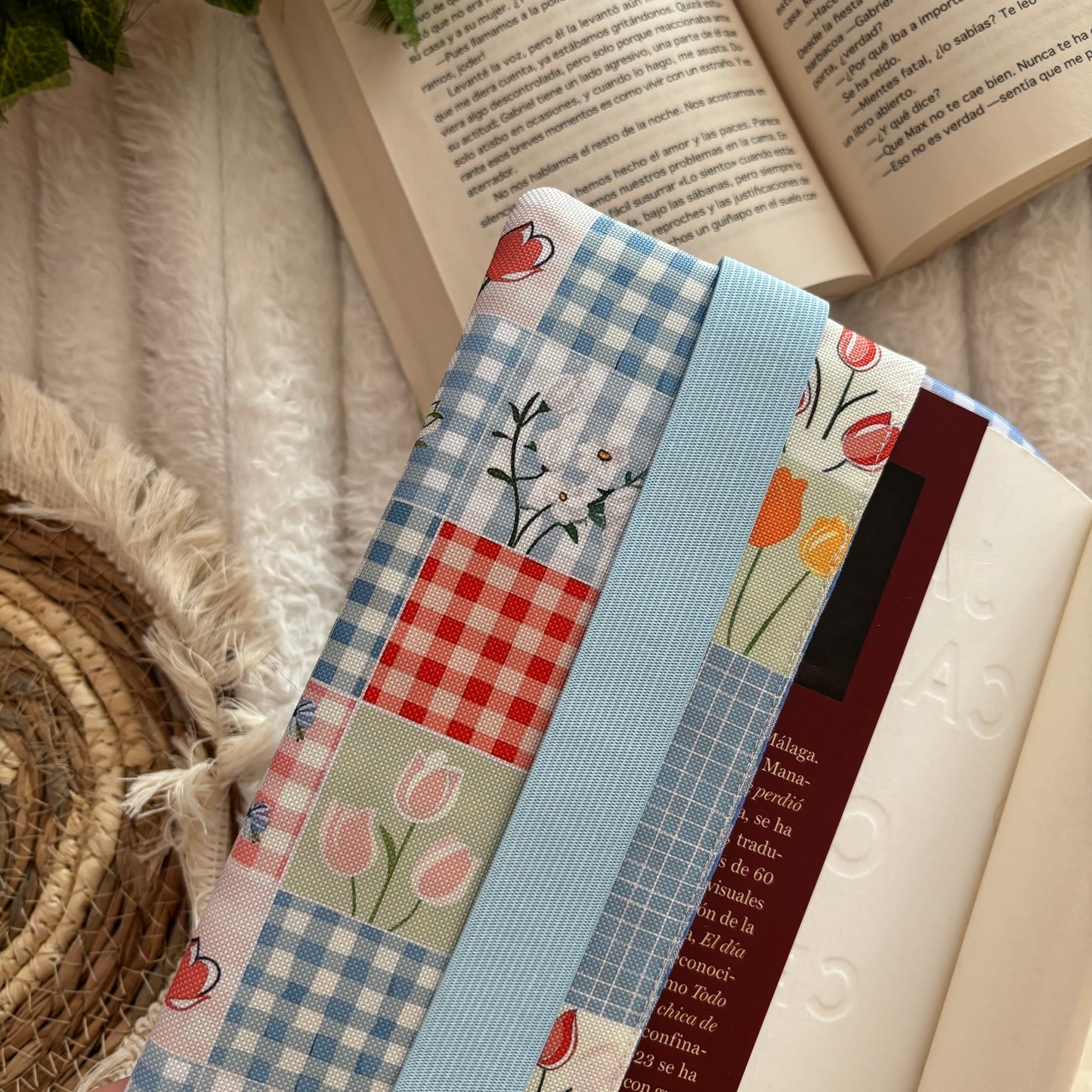 Funda ajustable tulipanes en primavera