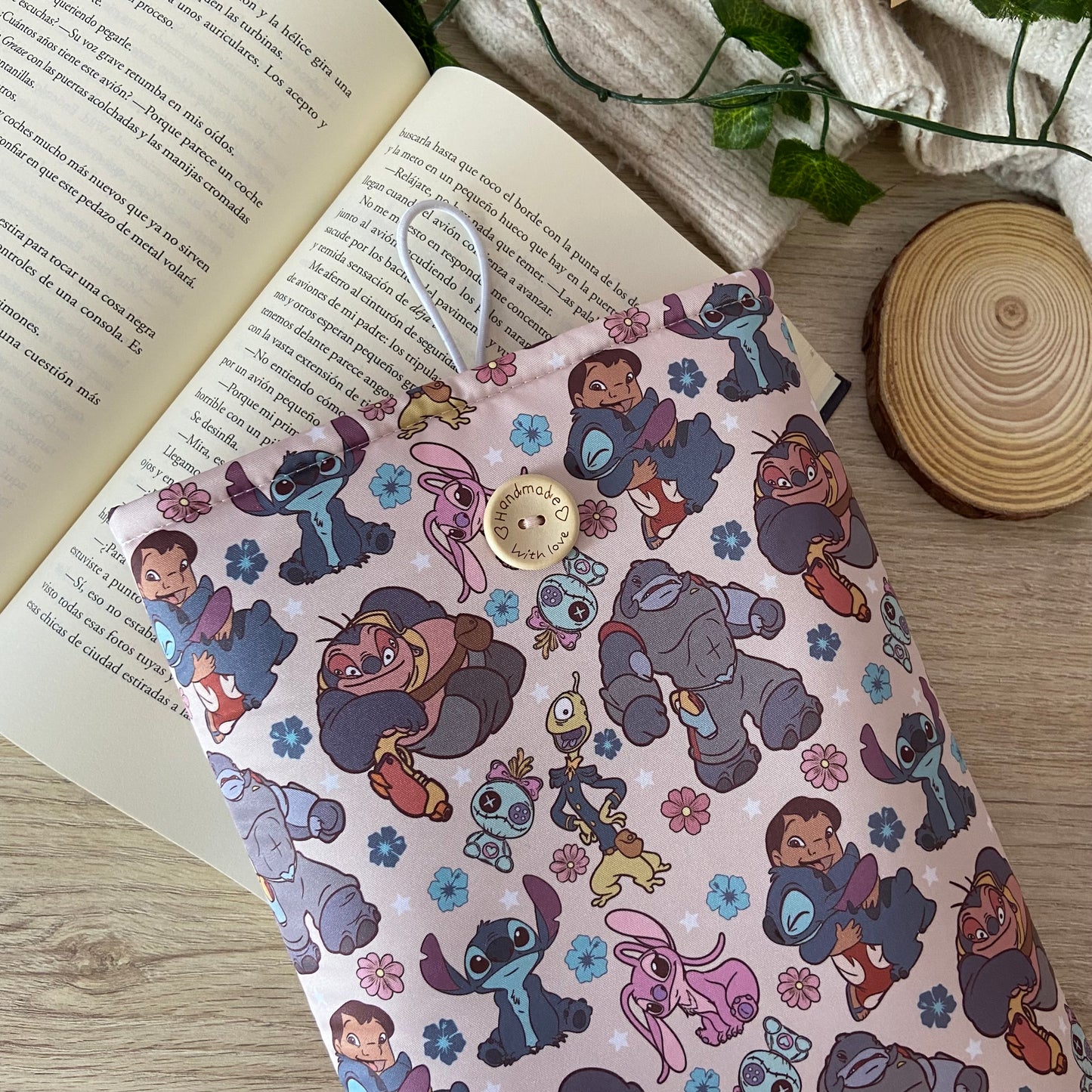 Funda literaria Stitch uno