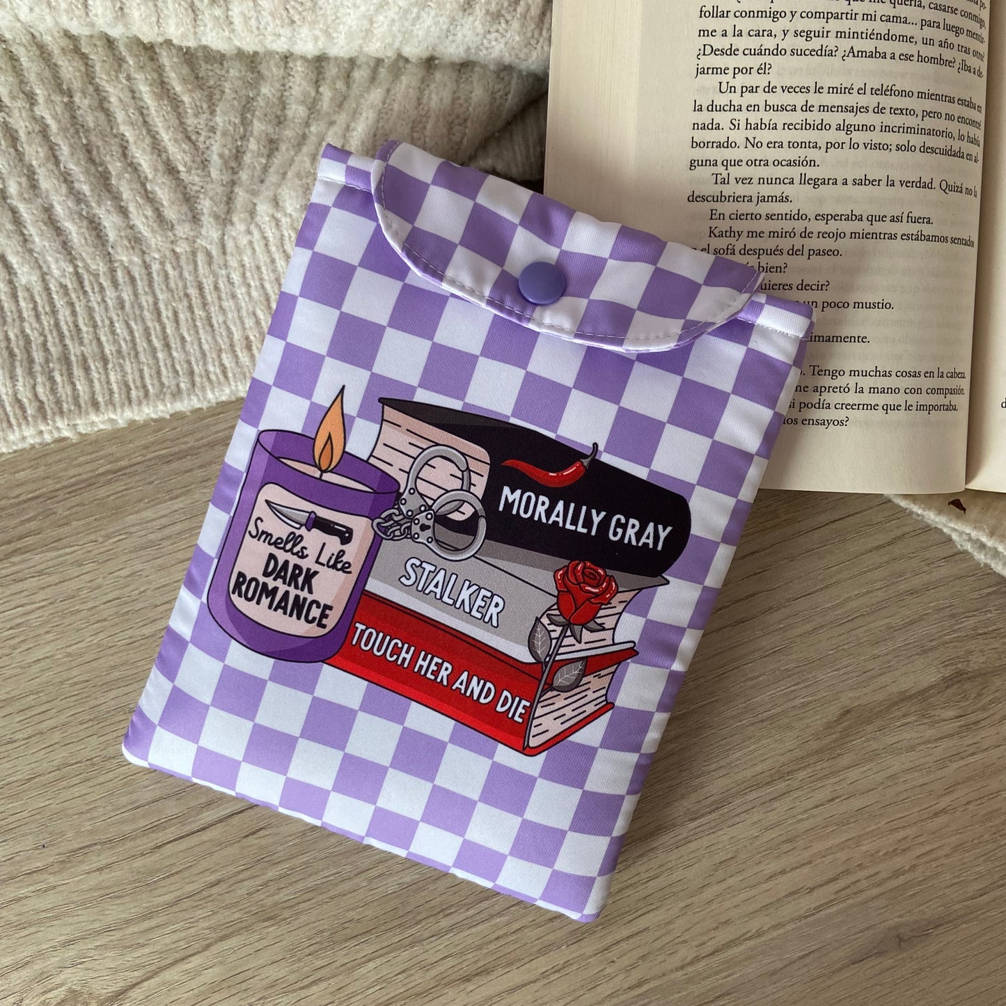 Funda kindle/kobo libra colour dark romance