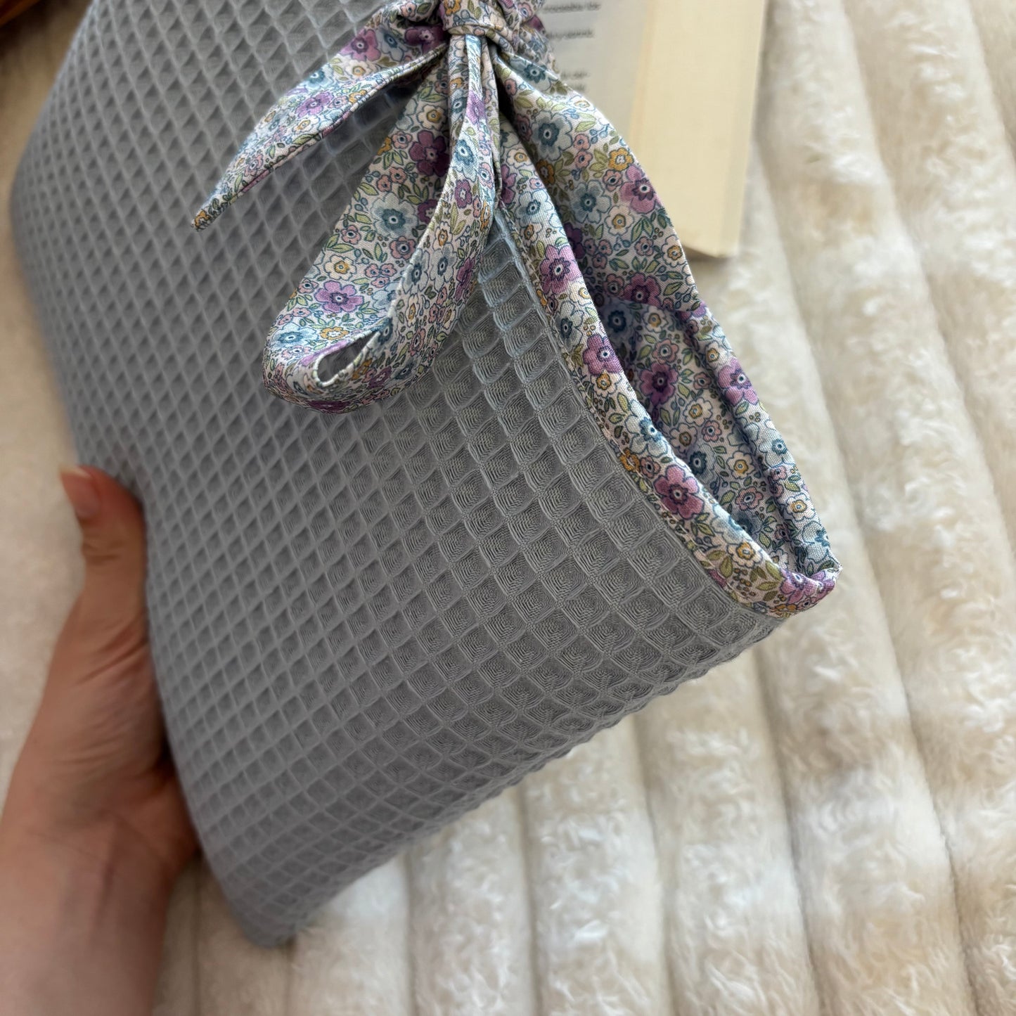 Funda literaria Aura