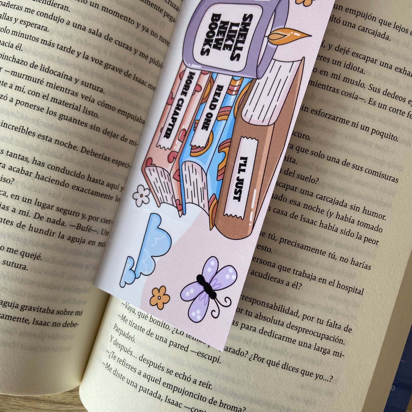 Marcapáginas smells like new books