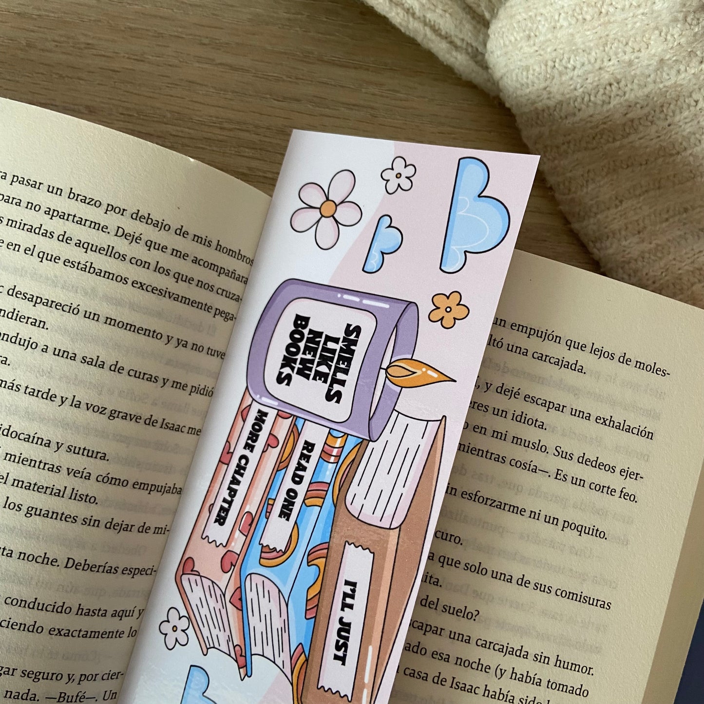 Marcapáginas smells like new books