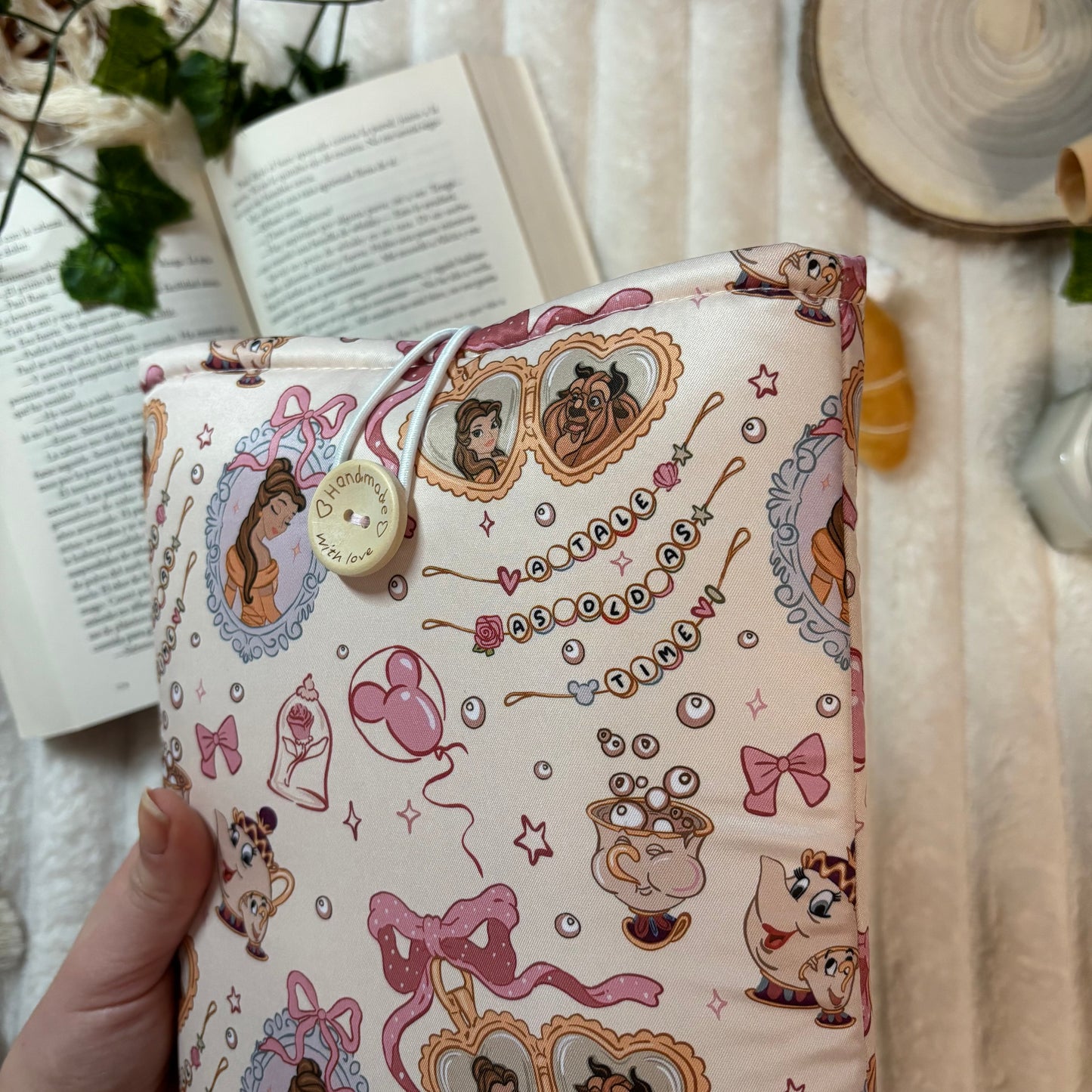 Funda literaria Tale as old as time Bella y Bestia