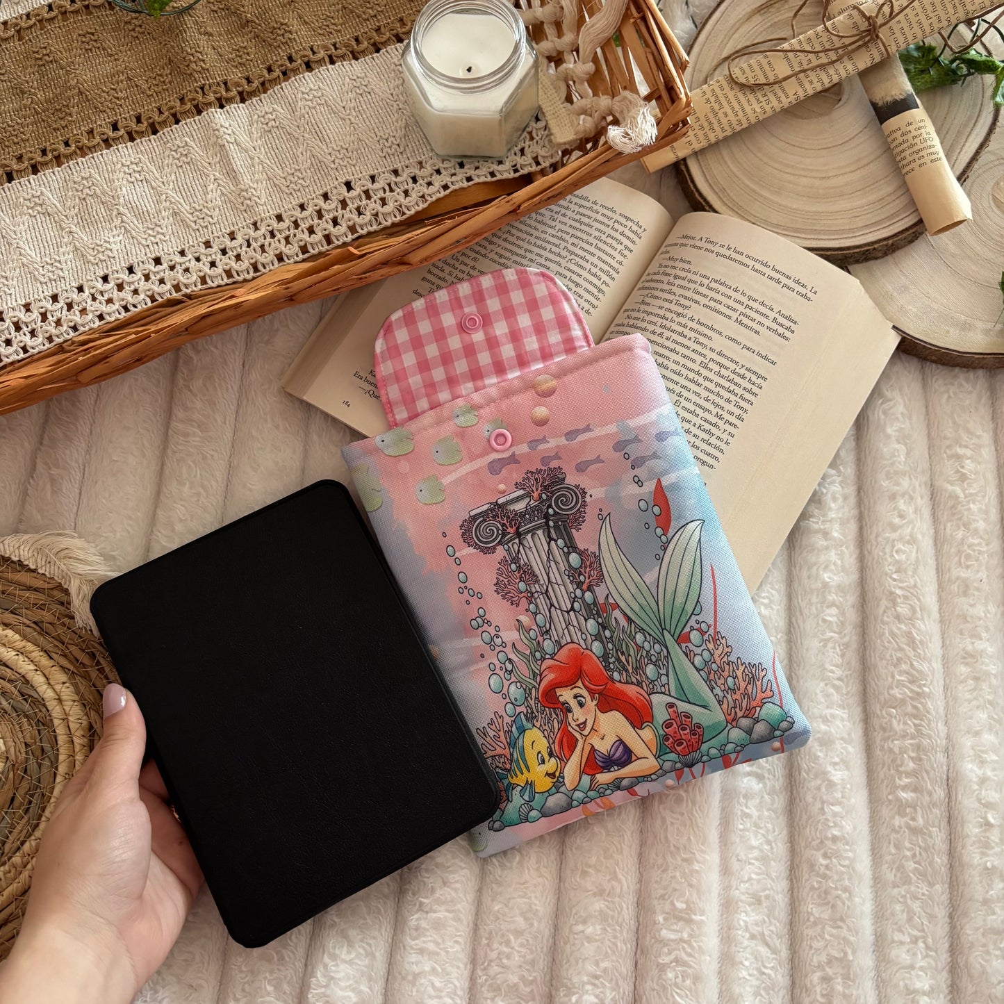 Funda kindle/kobo libra colour La sirenita under the sea impermeable