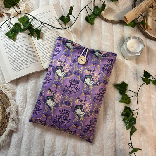 Funda literaria To the stars who listen and the dreams that are answered