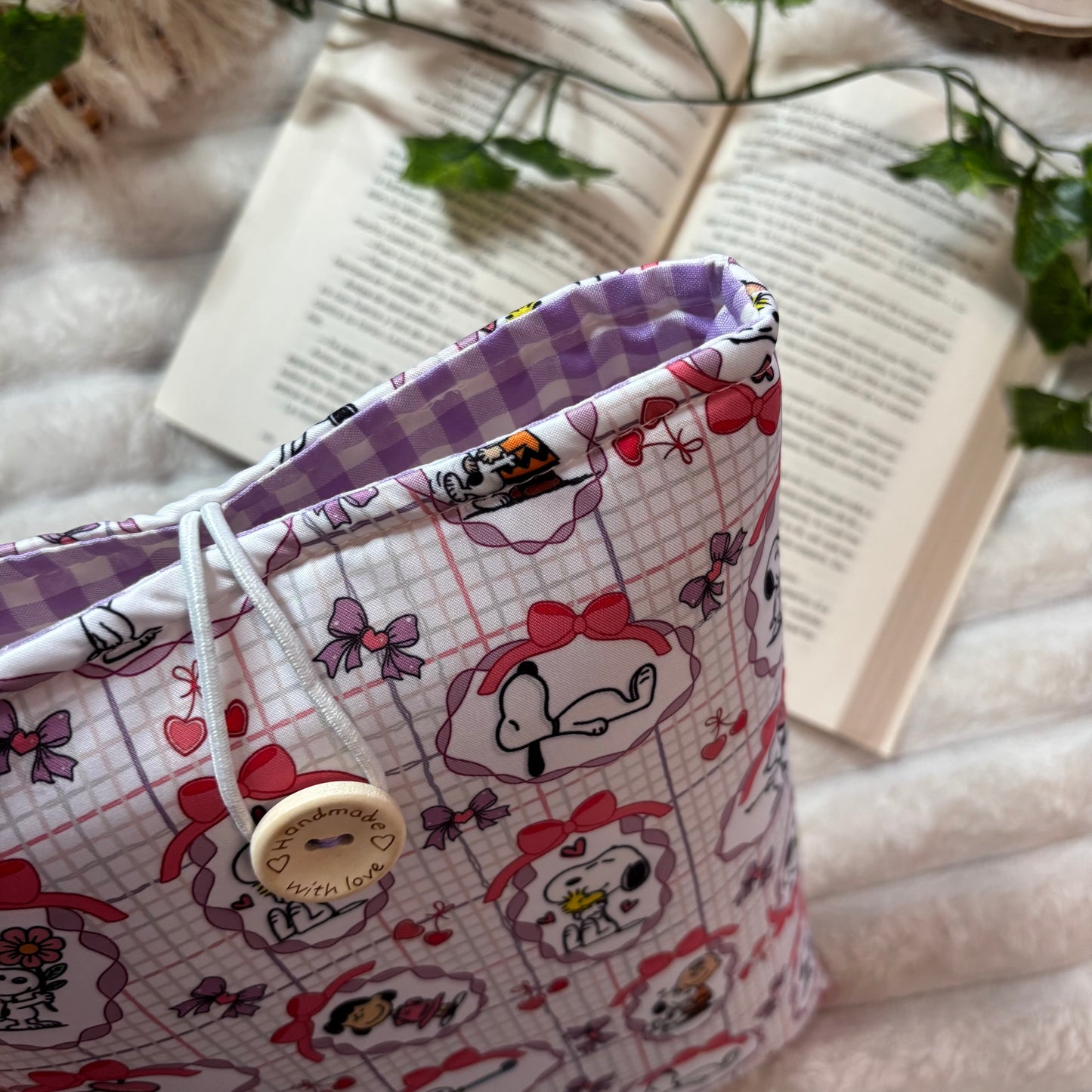 Funda literaria cute Snoopy