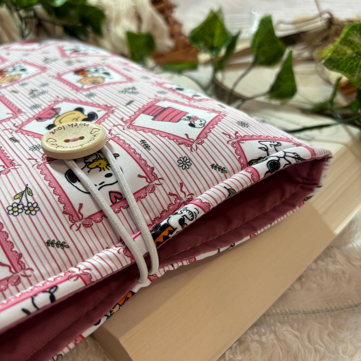 Funda literaria cuadros de Snoopy