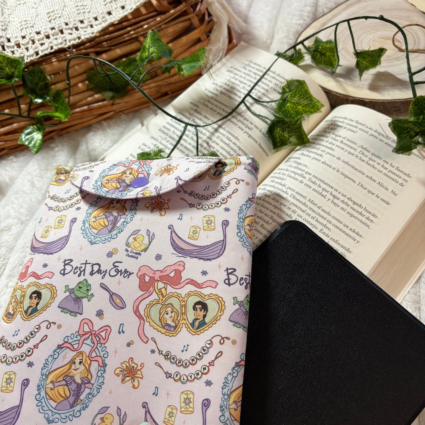 Funda kindle/kobo libra colour Rapunzel y Finn