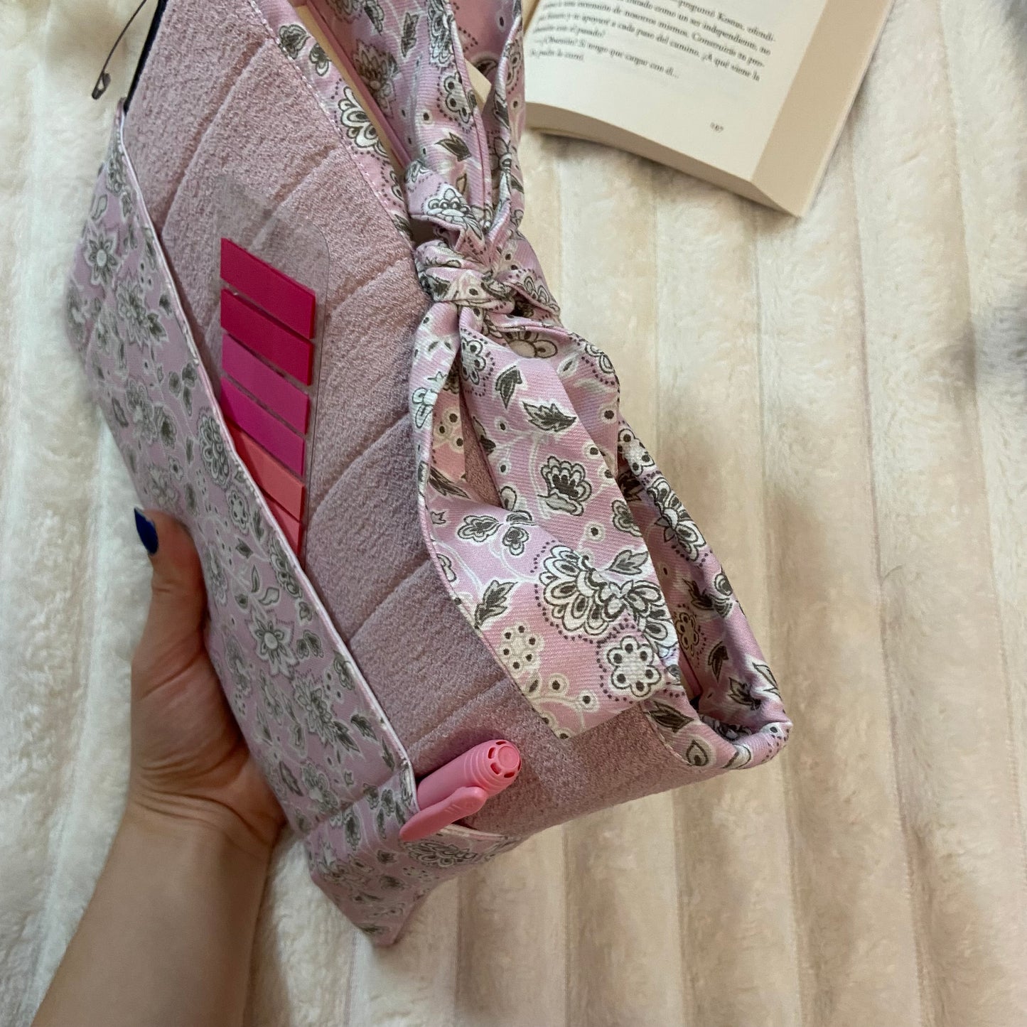 Funda literaria Rosalia con bolsillo acolchada