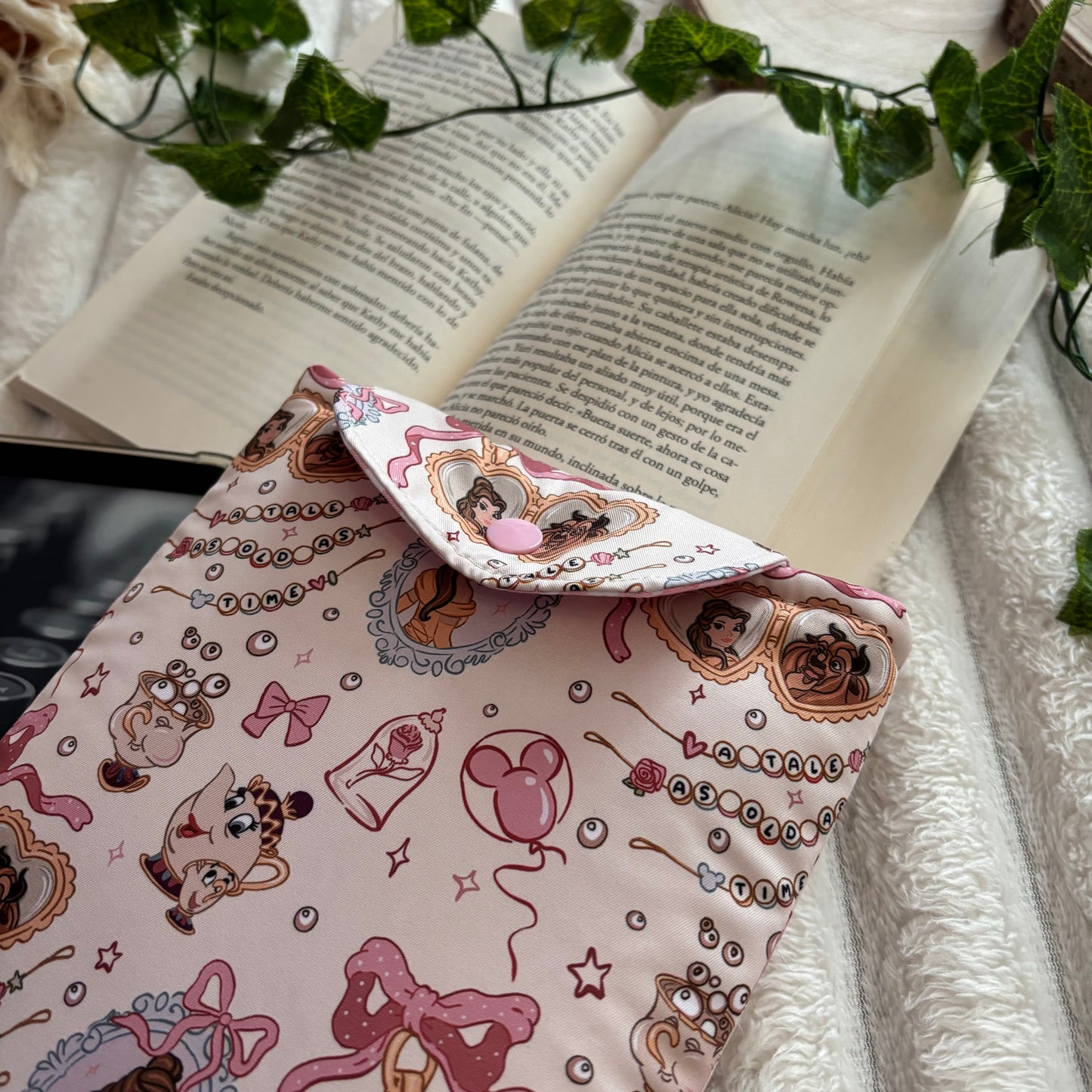Funda kindle/kobo libra colour Tale as old as time Bella y Bestia