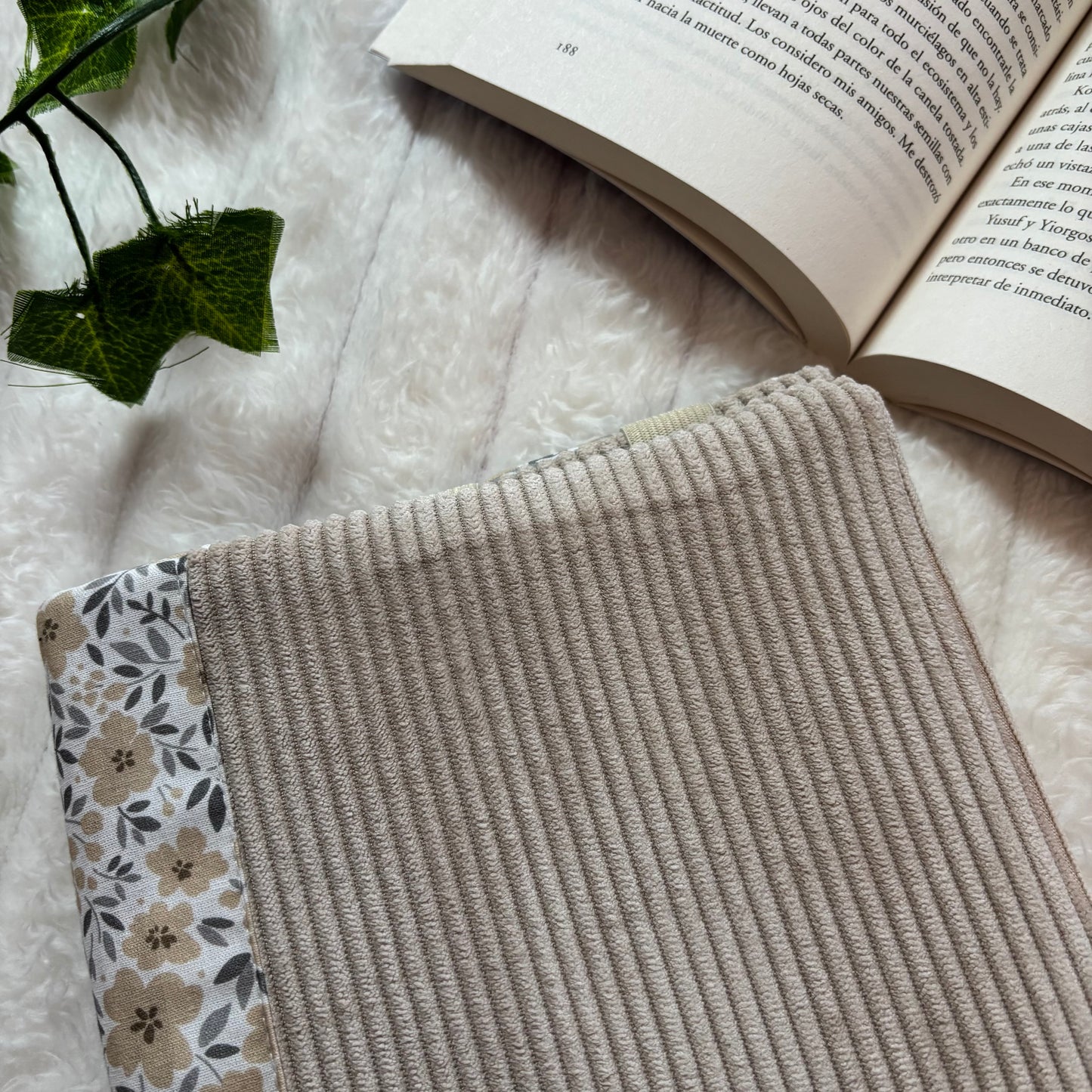 Funda ajustable de pana con defectos outlet (ver imágenes)