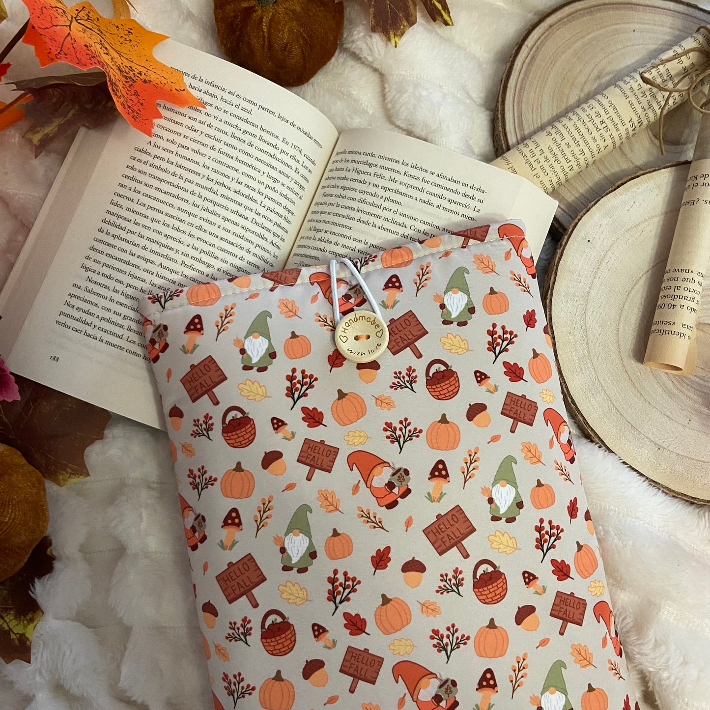 Funda literaria gnomos hello fall