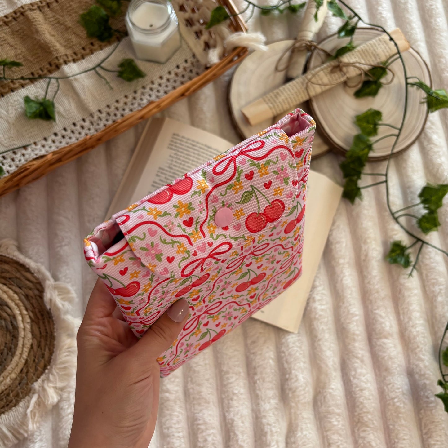 Funda kindle/kobo libra colour jardín de cerezas impermeable
