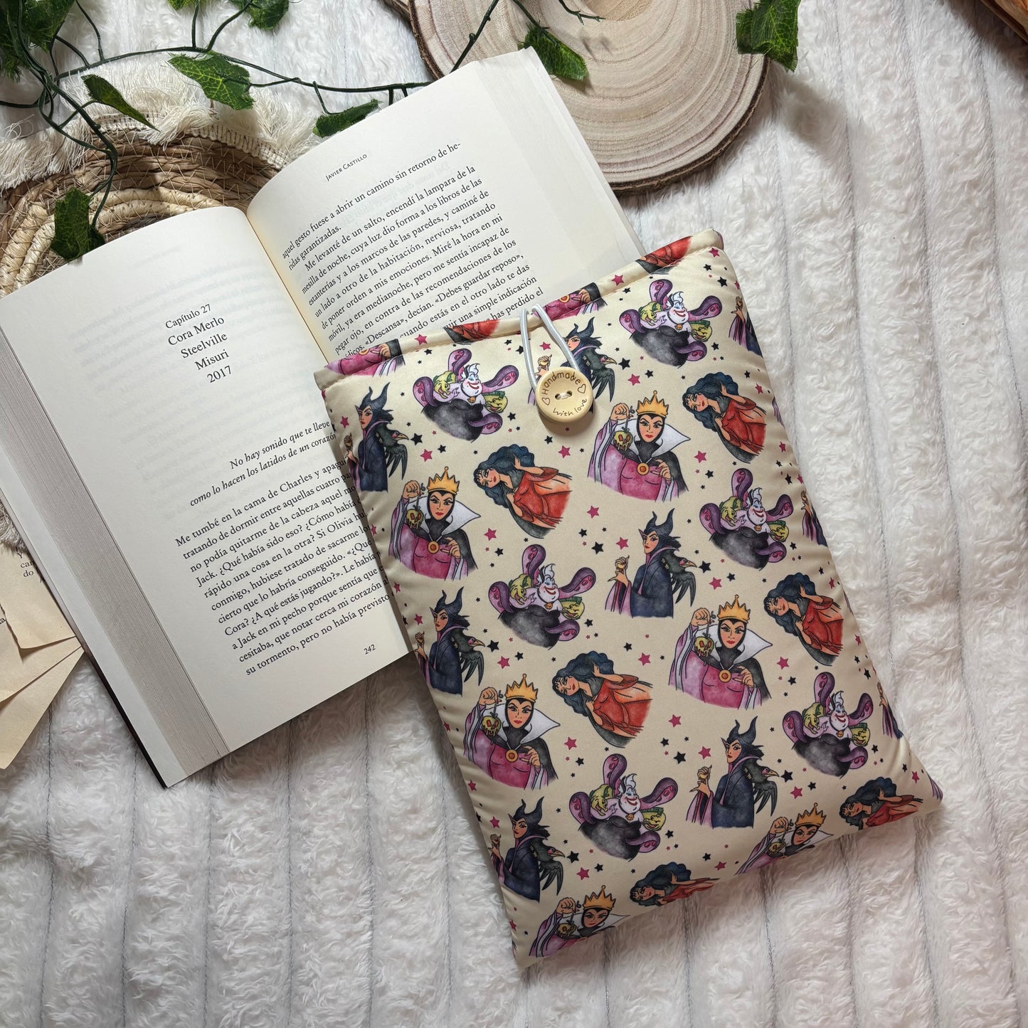 Funda literaria Villanas Disney