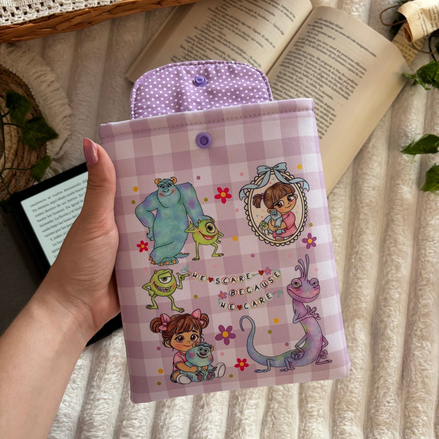 Funda kindle/kobo Monstruos S.A impermeable
