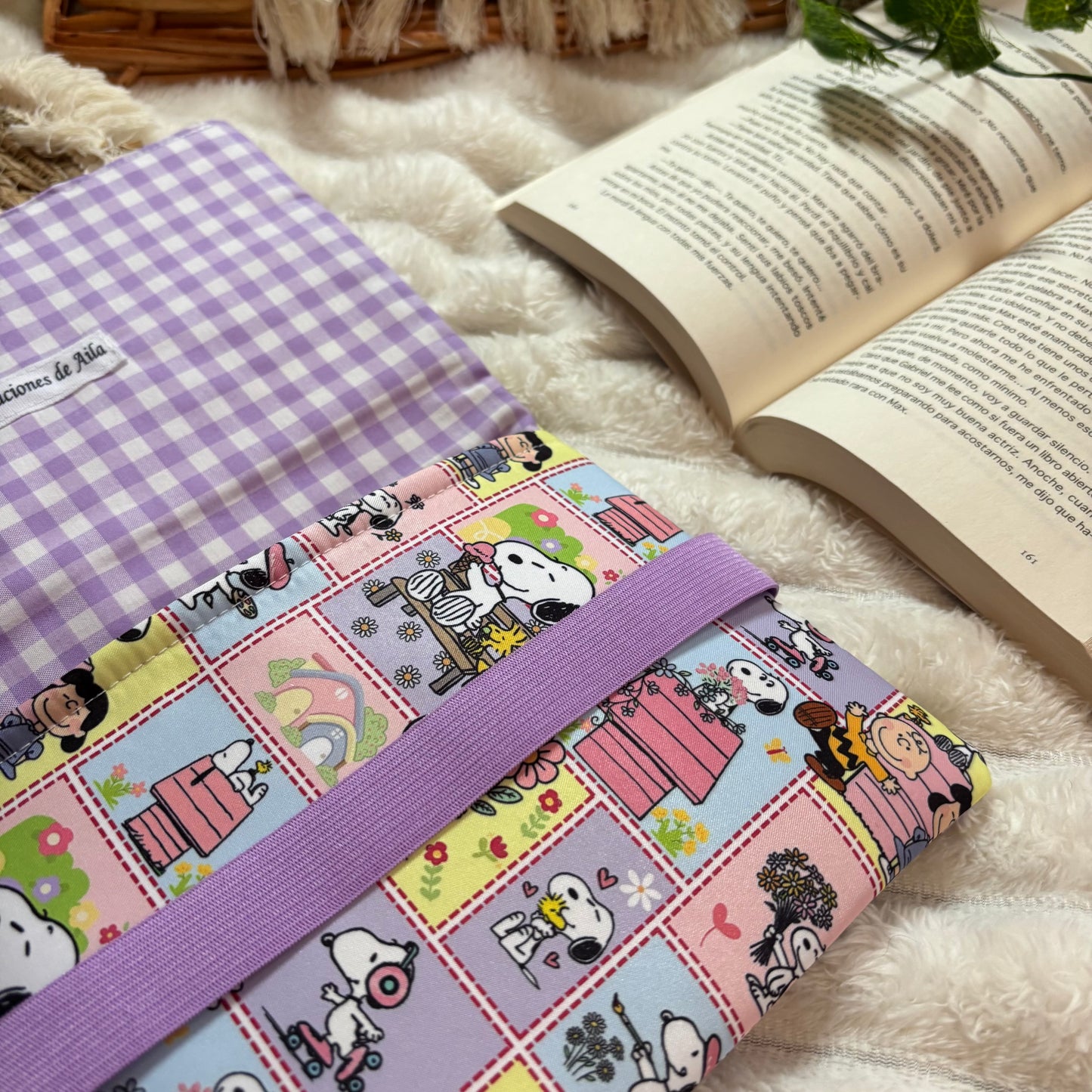 Funda de solapas para ebook Snoopy en la vida