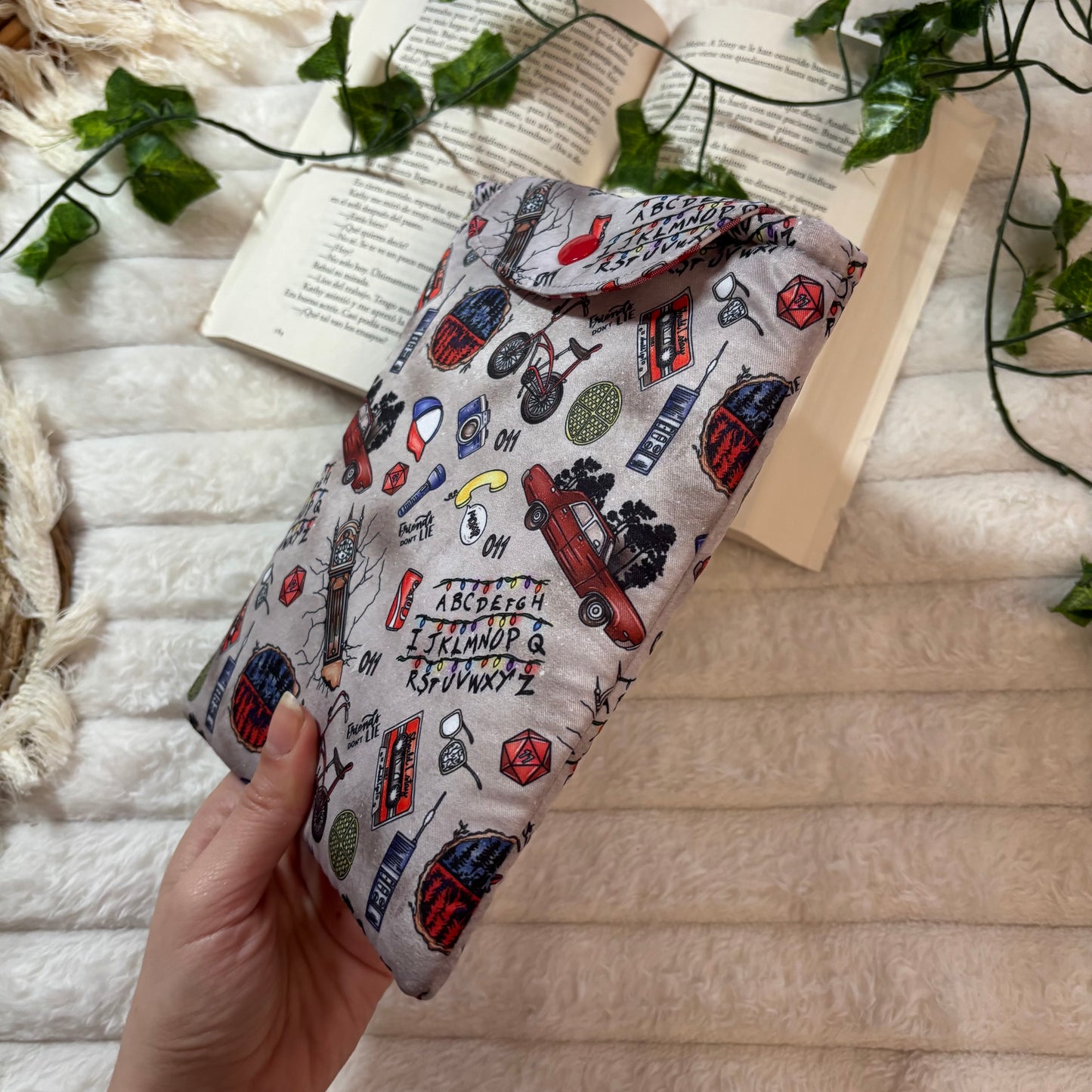 Funda kindle/kobo libra colour Stranger things