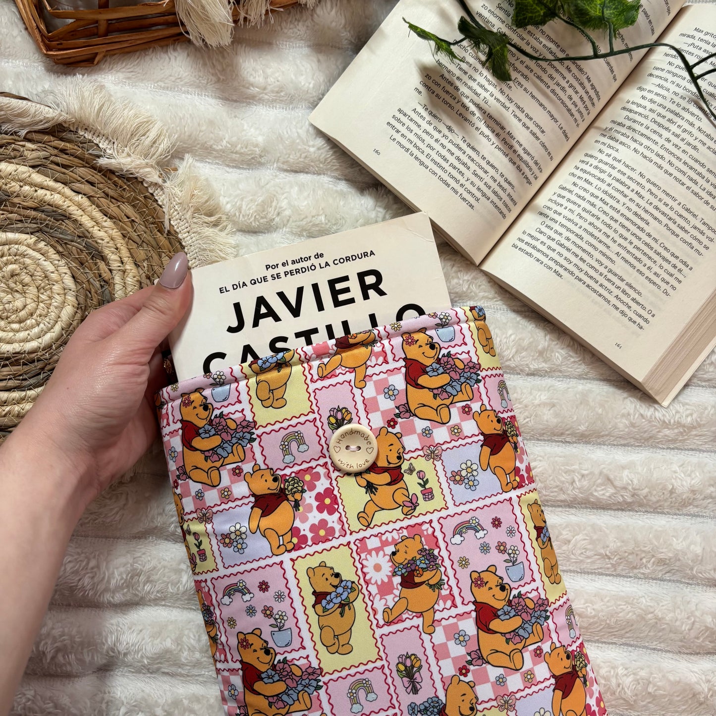 Funda literaria collage Winnie
